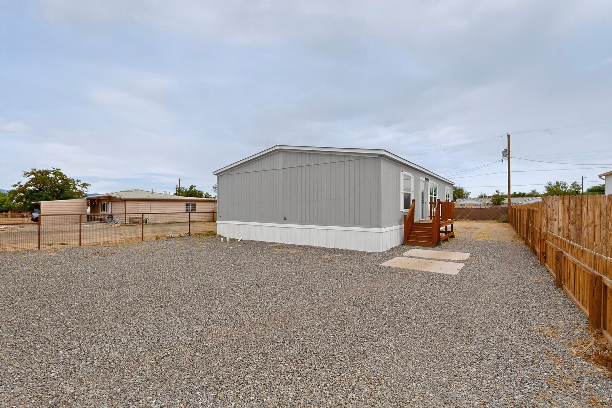 1117 W Delgado Avenue, Los Lunas, NM 87031