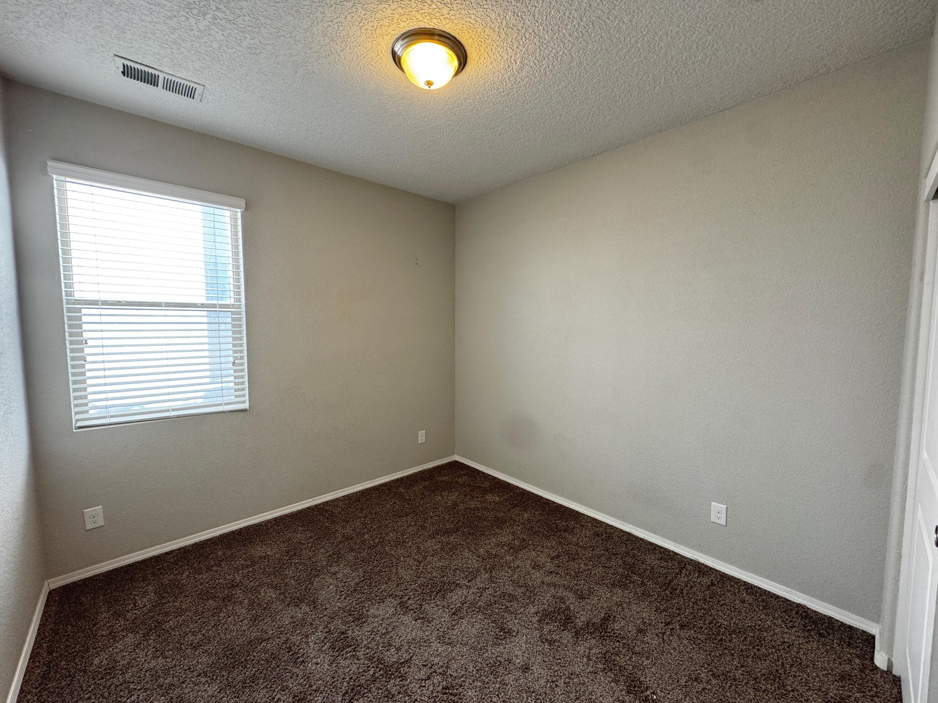 Photo 14 — 6732 Oro Valley Road NW
