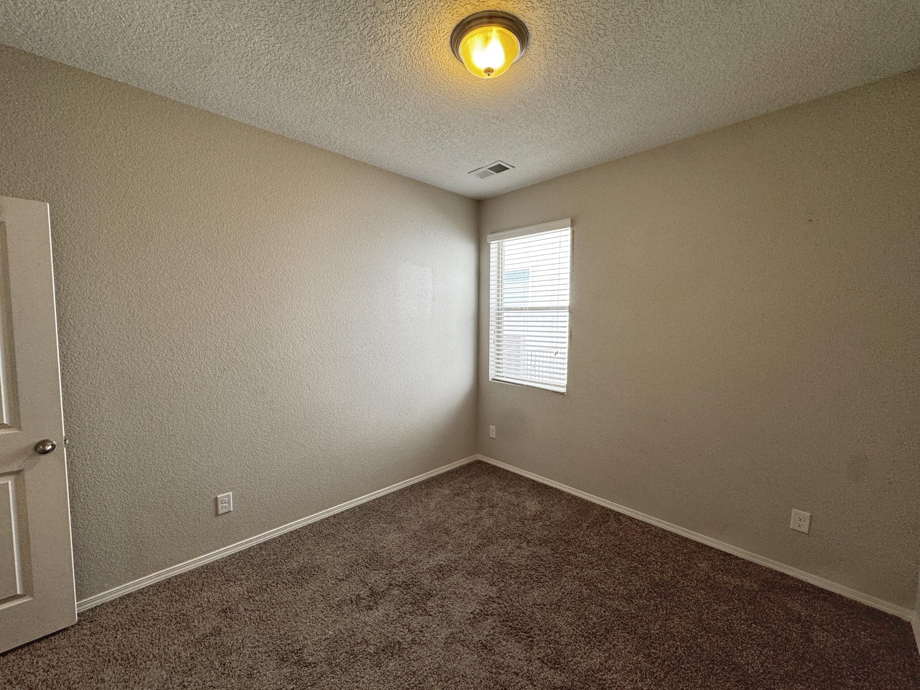 Photo 15 — 6732 Oro Valley Road NW