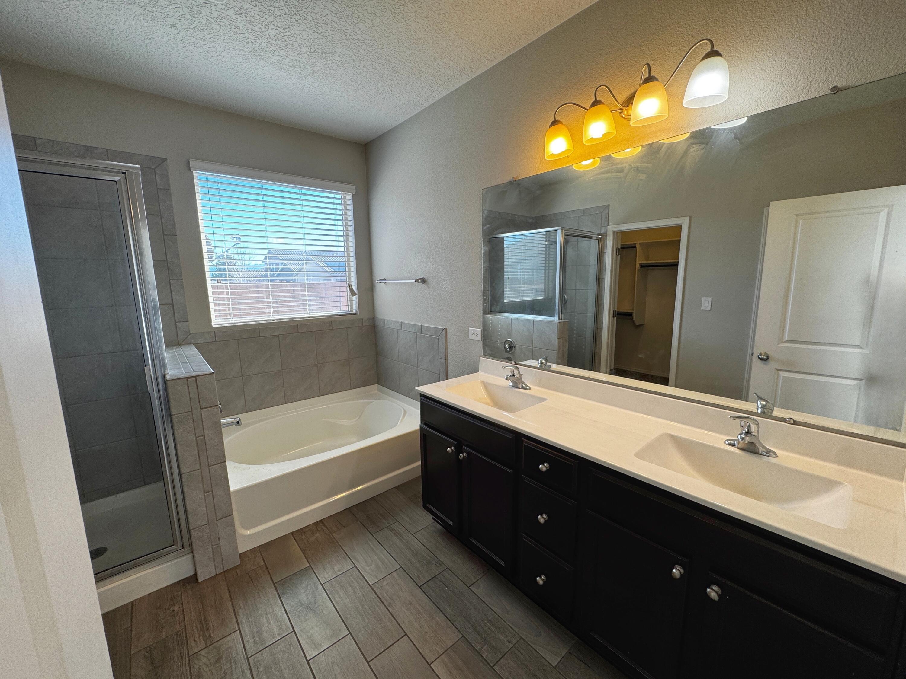 Photo 19 — 6732 Oro Valley Road NW