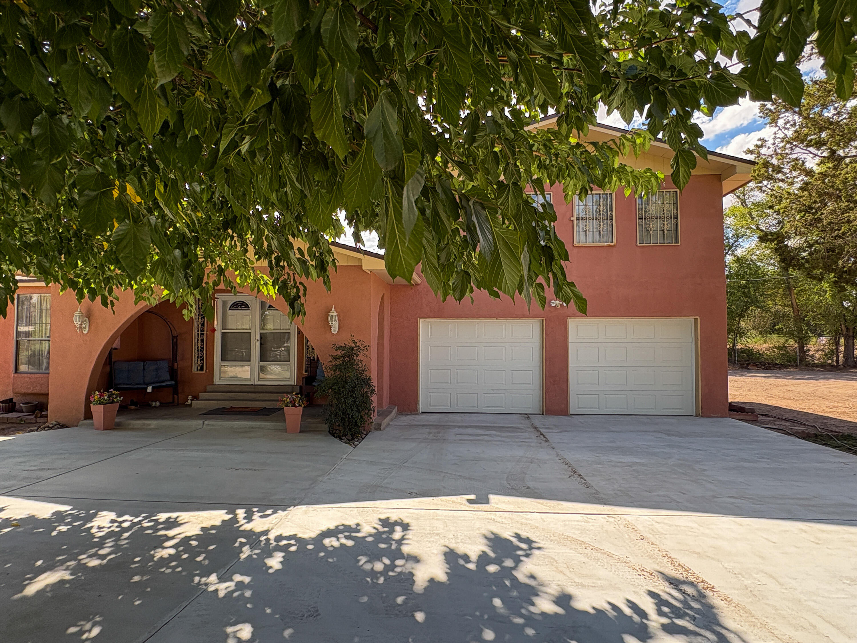 701 Pleasant Place, Bosque Farms, NM 87068