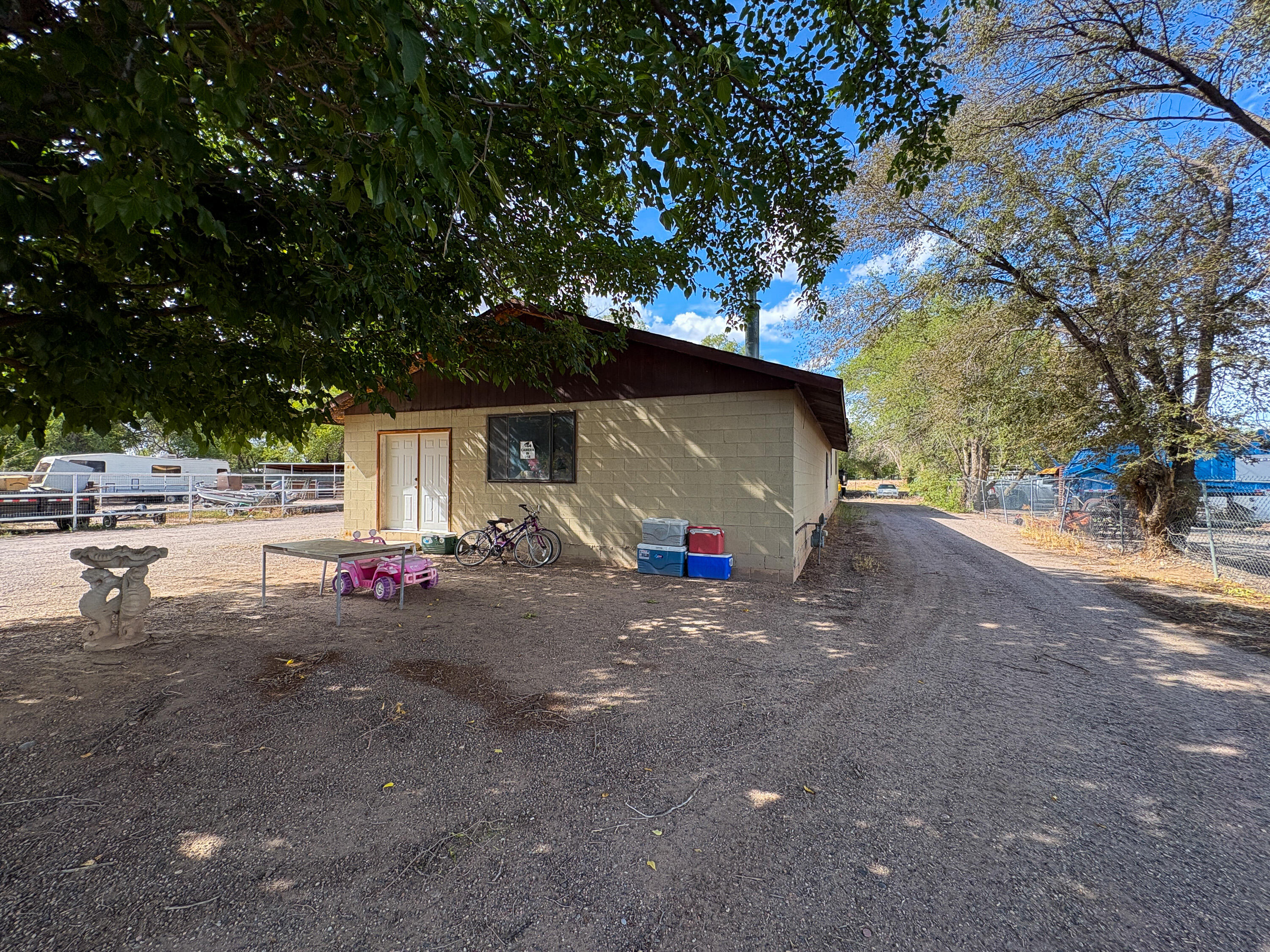 Photo 5 — 701 Pleasant Place