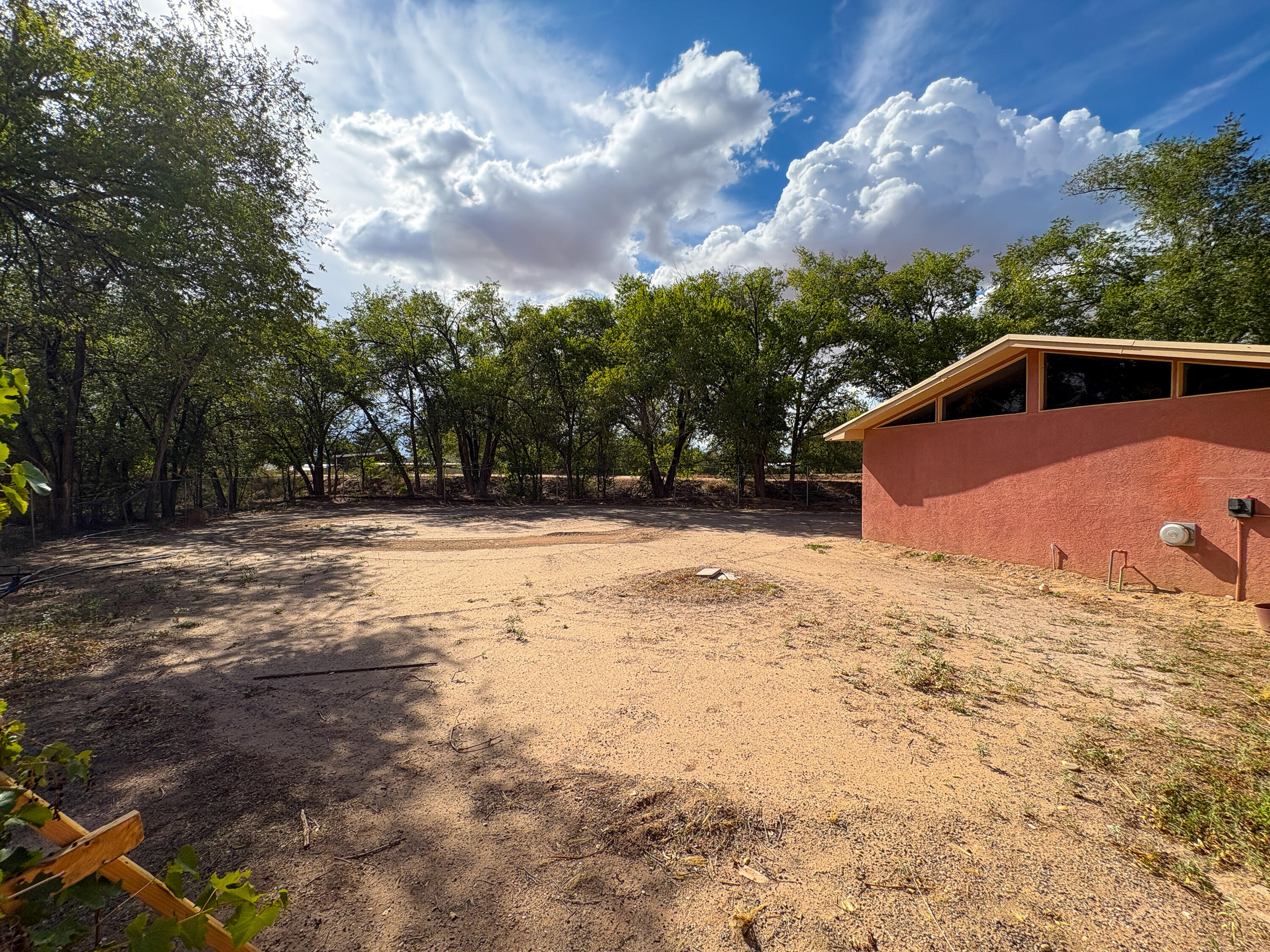 Photo 4 — 701 Pleasant Place