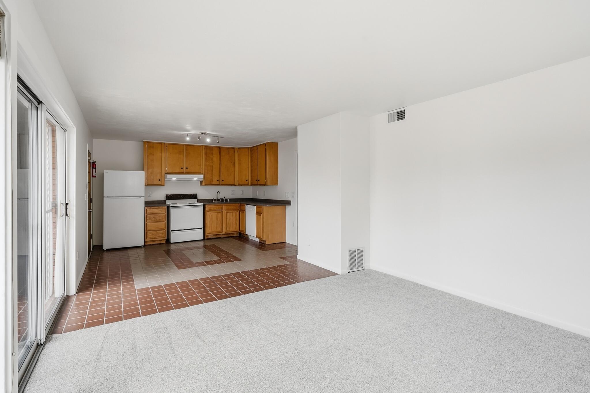 Photo 20 — 2612 Eubank Boulevard NE