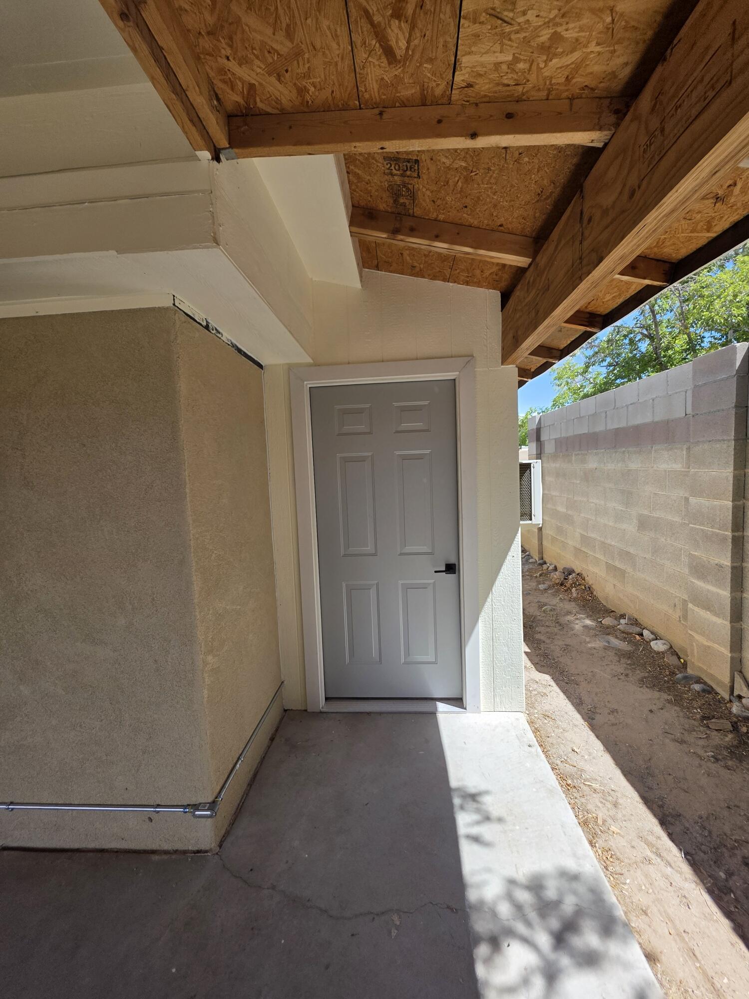 Photo 4 — 2827 Bel Air Drive NE