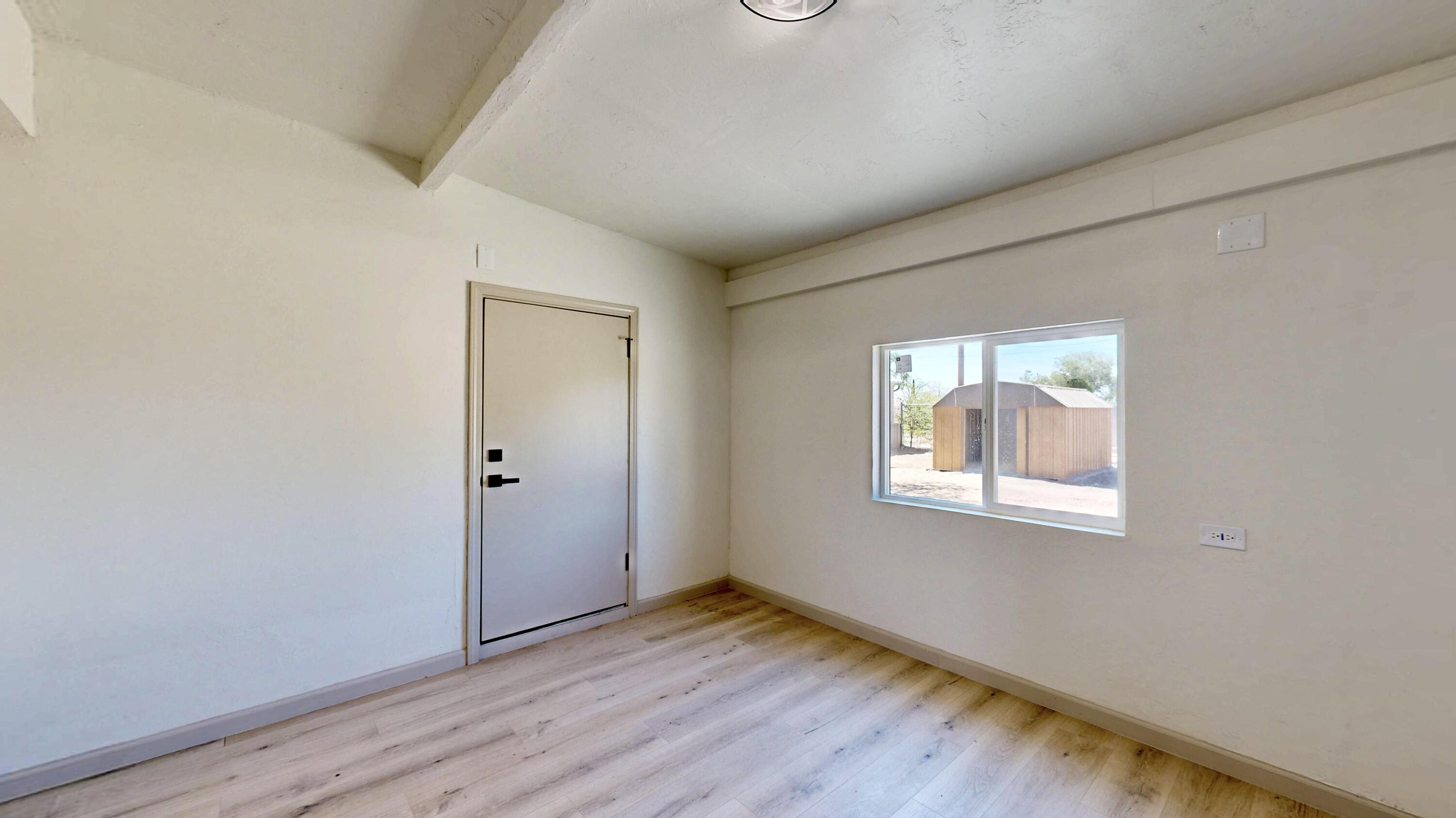 Photo 9 — 2827 Bel Air Drive NE