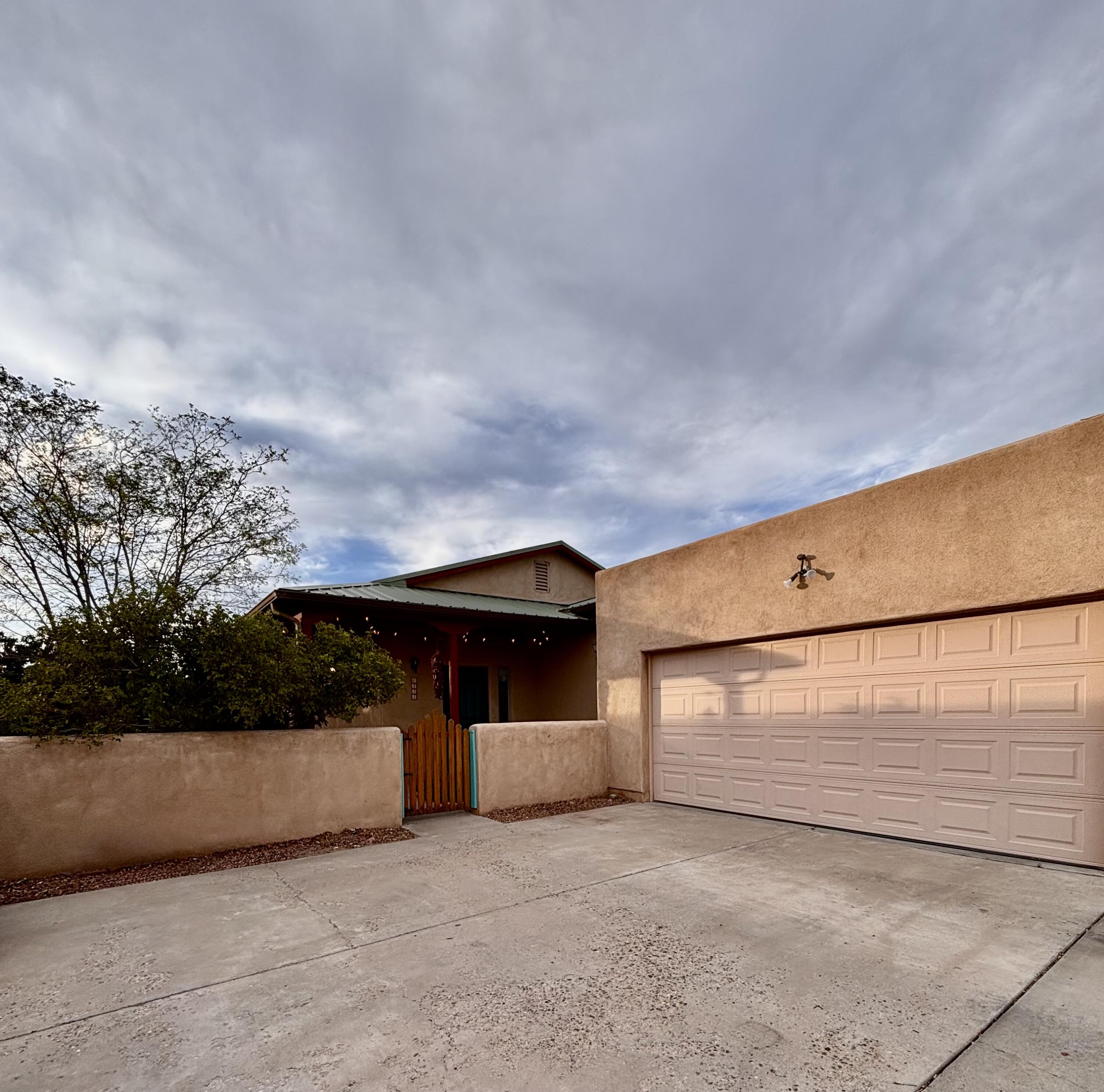 6755 Camino Carlita, Santa Fe, NM 87507
