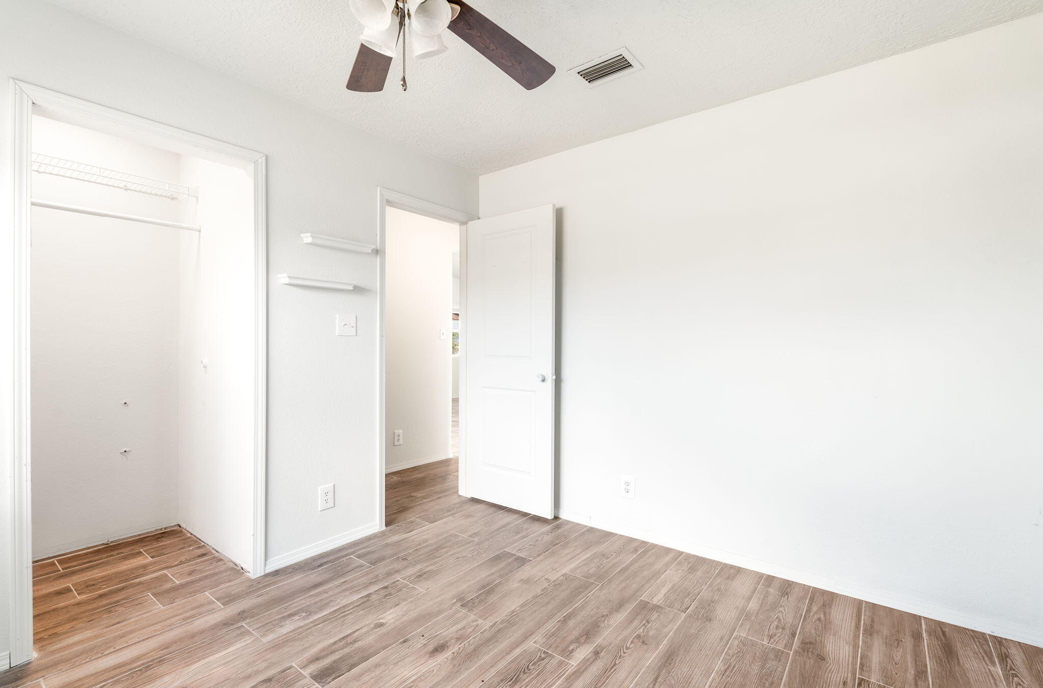 Photo 16 — 4538 Zirconia Drive NE