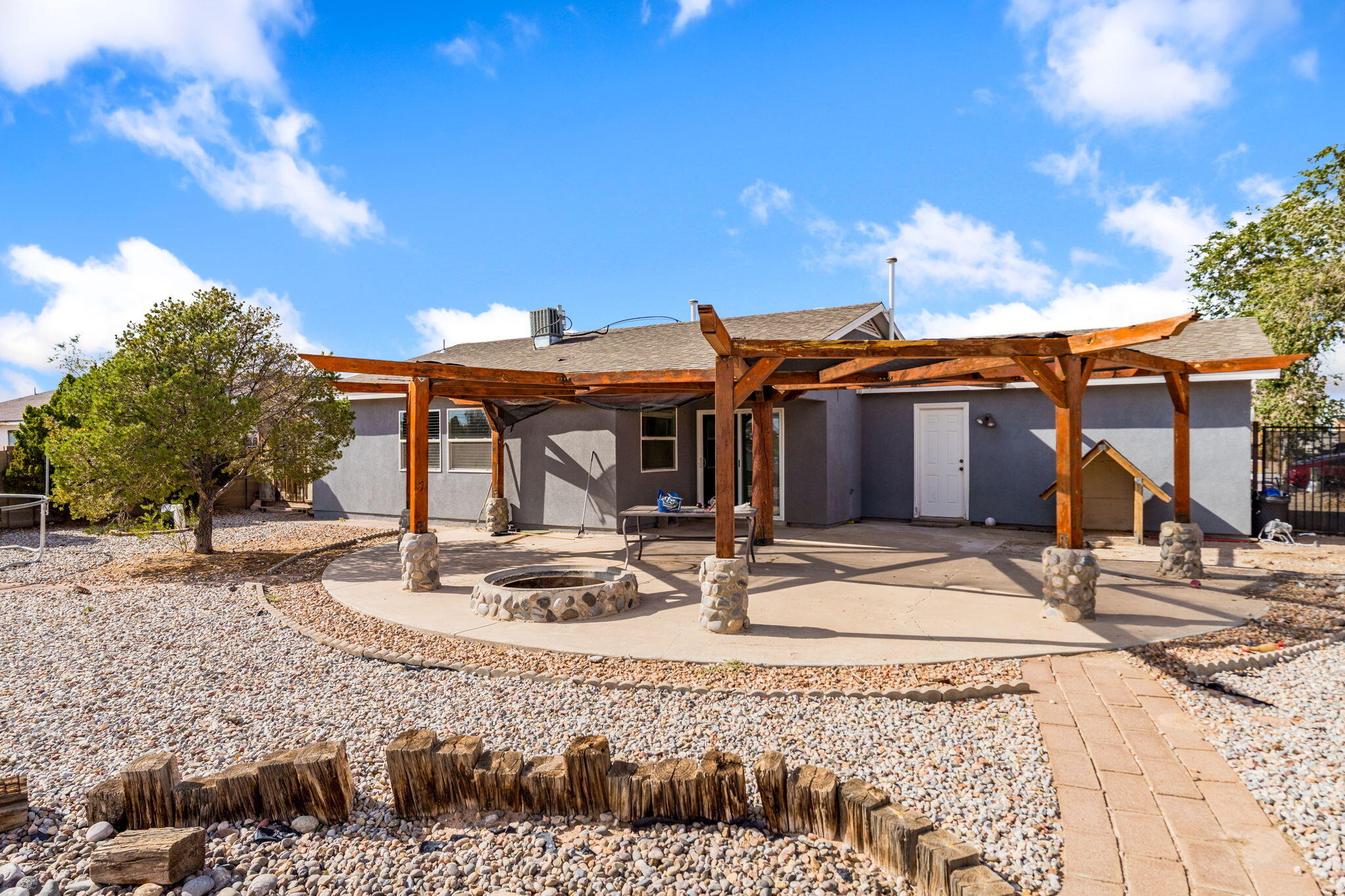 Photo 4 — 4538 Zirconia Drive NE