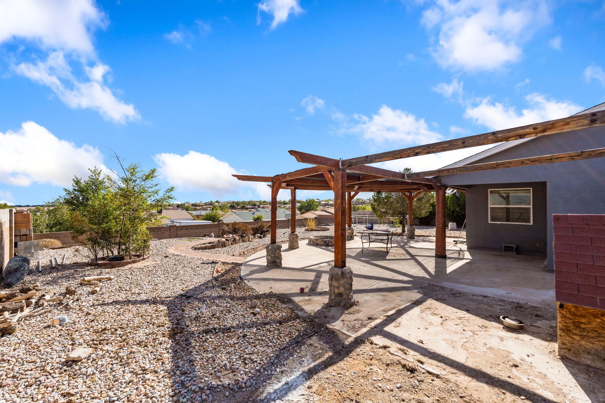 Photo 2 — 4538 Zirconia Drive NE