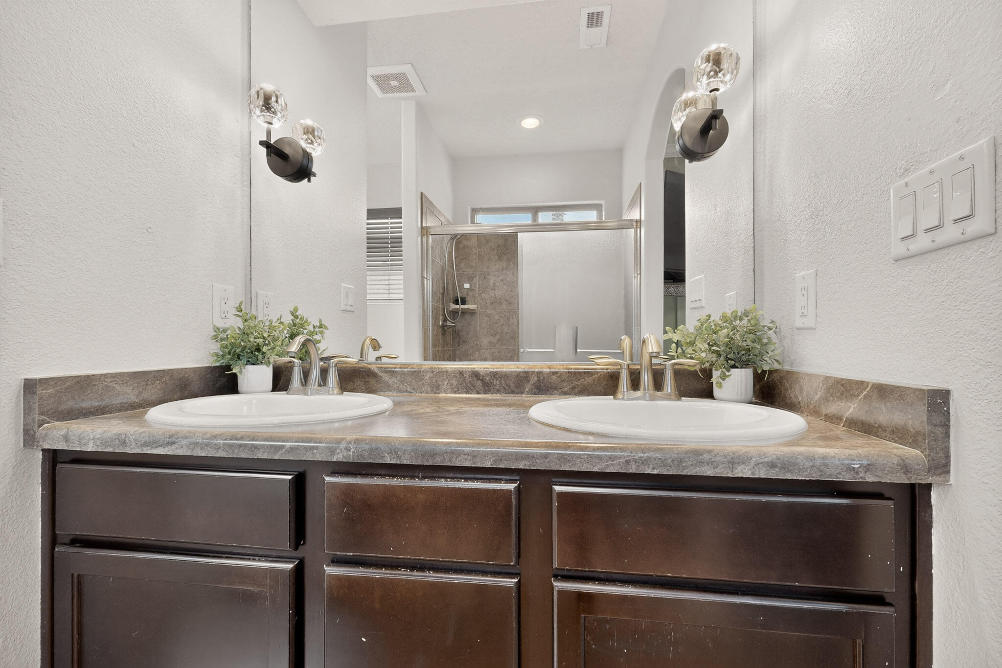 Photo 20 — 6008 Mafraq Avenue NW