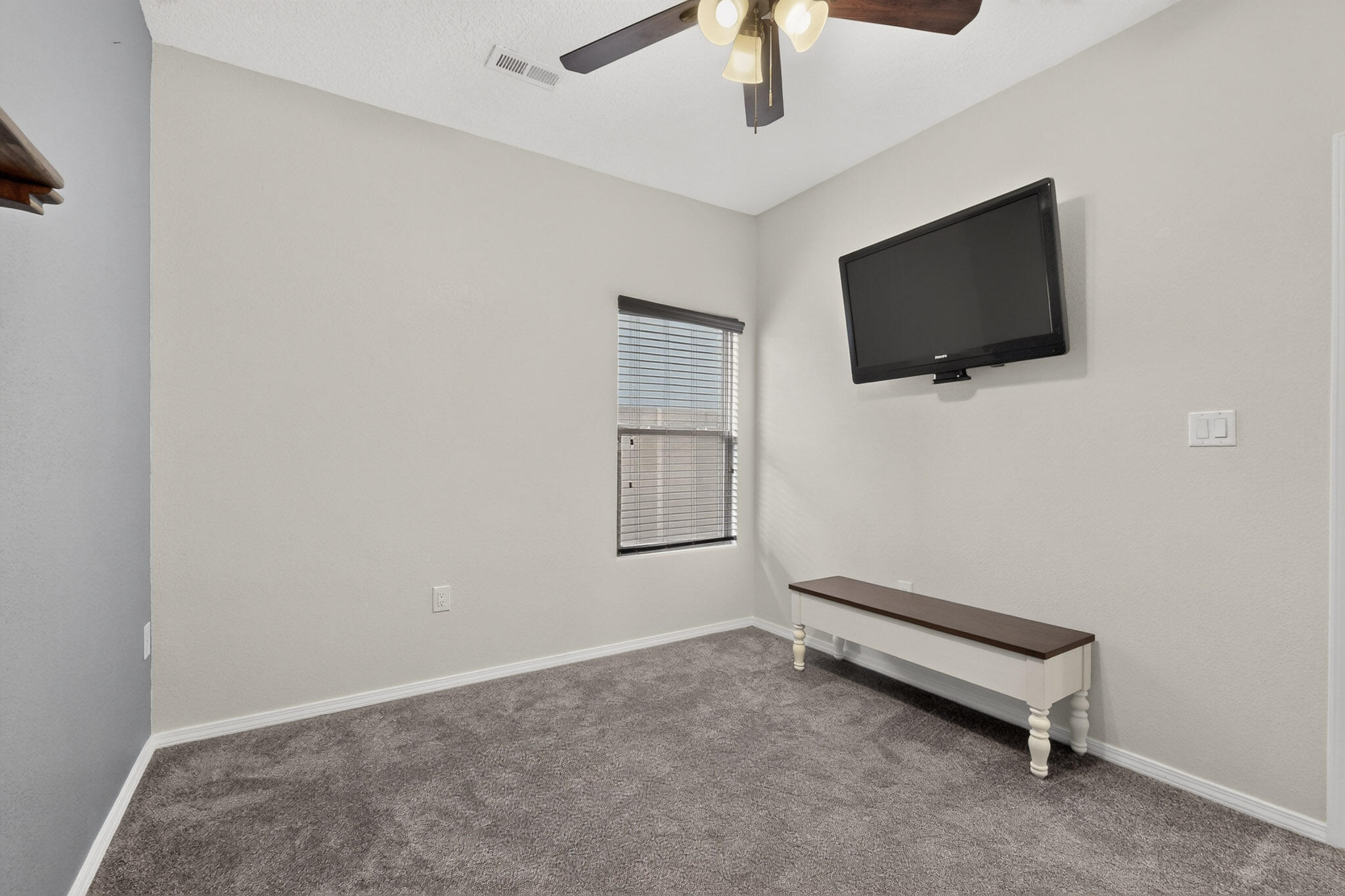 Photo 15 — 6008 Mafraq Avenue NW