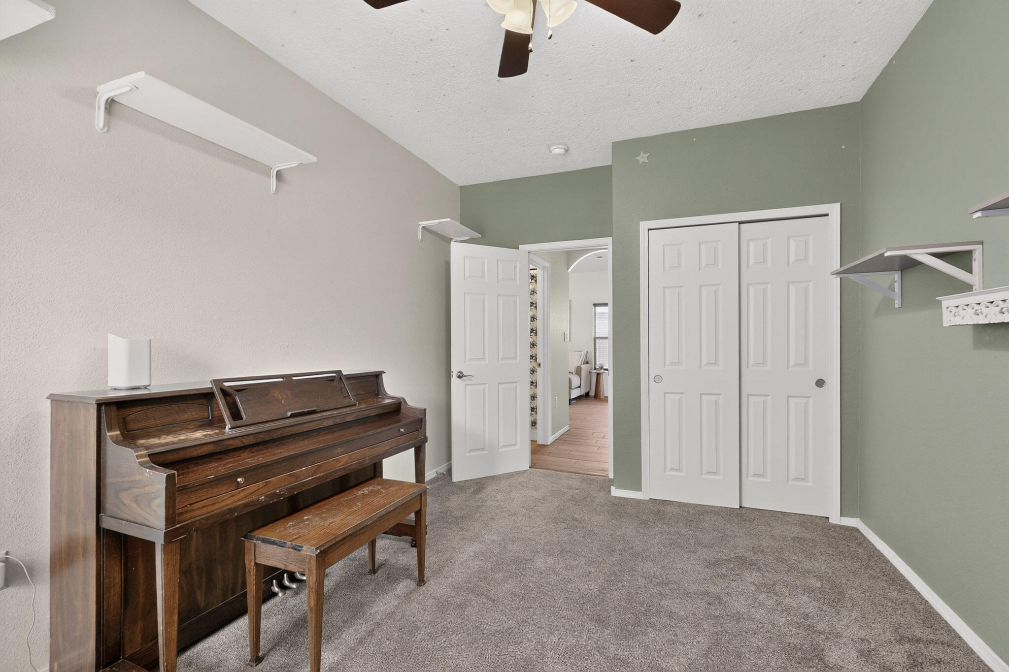 Photo 11 — 6008 Mafraq Avenue NW