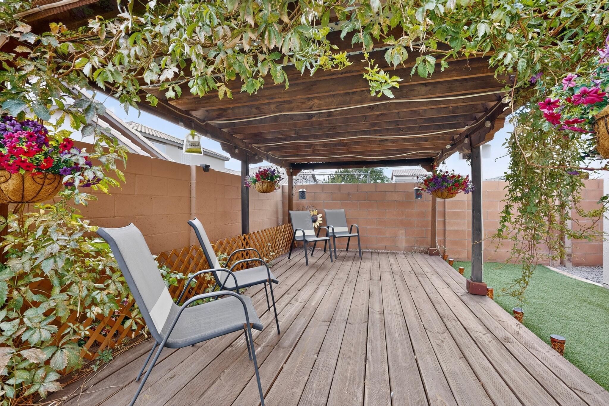 Photo 2 — 6008 Mafraq Avenue NW