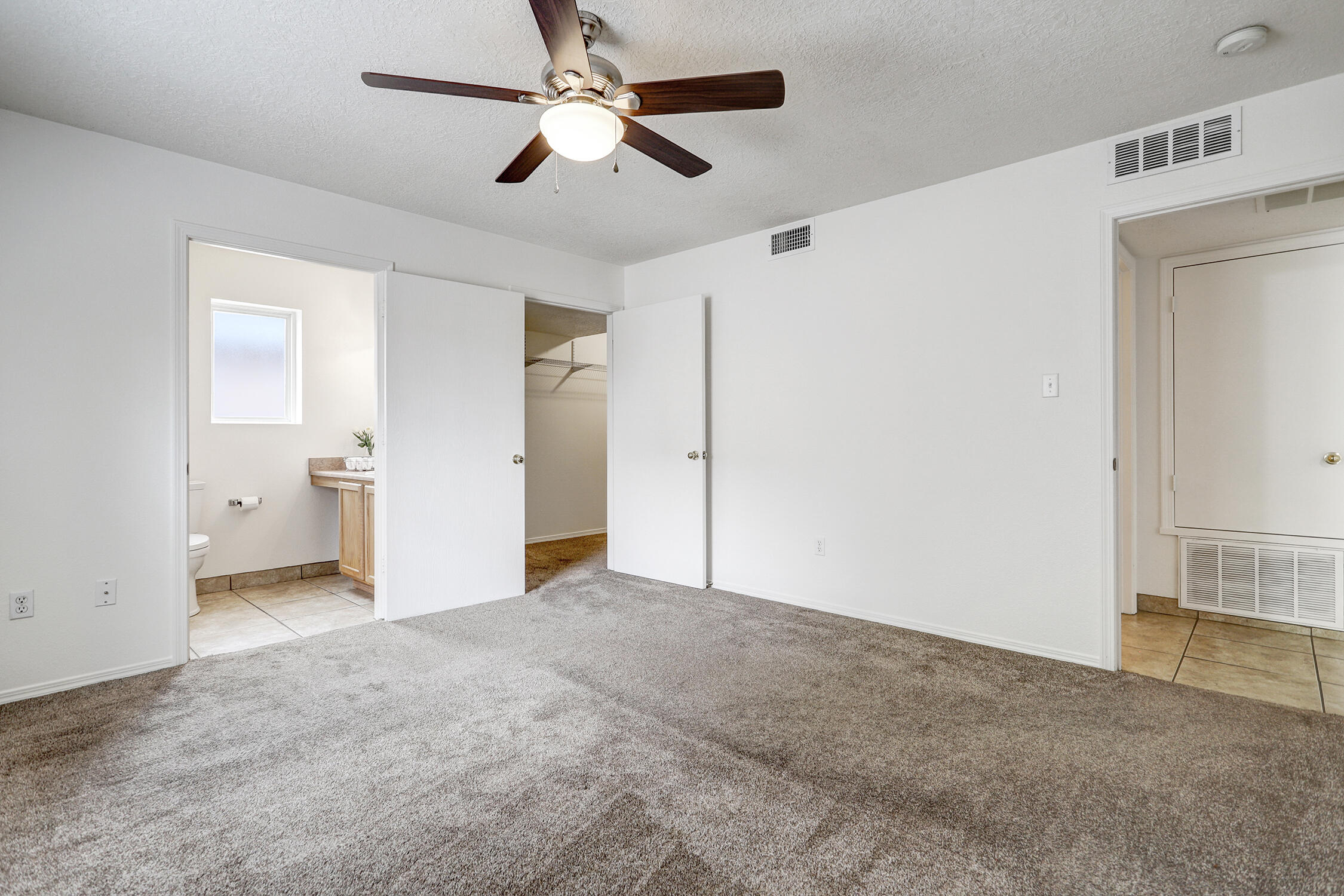 Photo 17 — 5787 Pinon Grande Road NW
