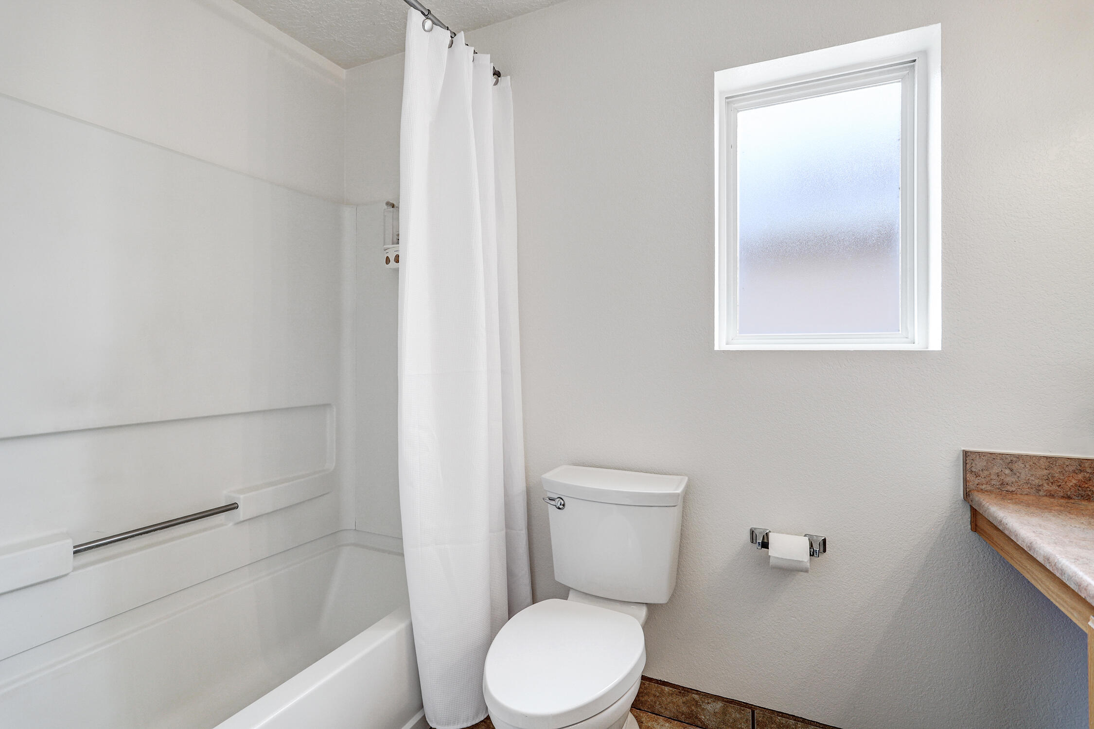 Photo 15 — 5787 Pinon Grande Road NW