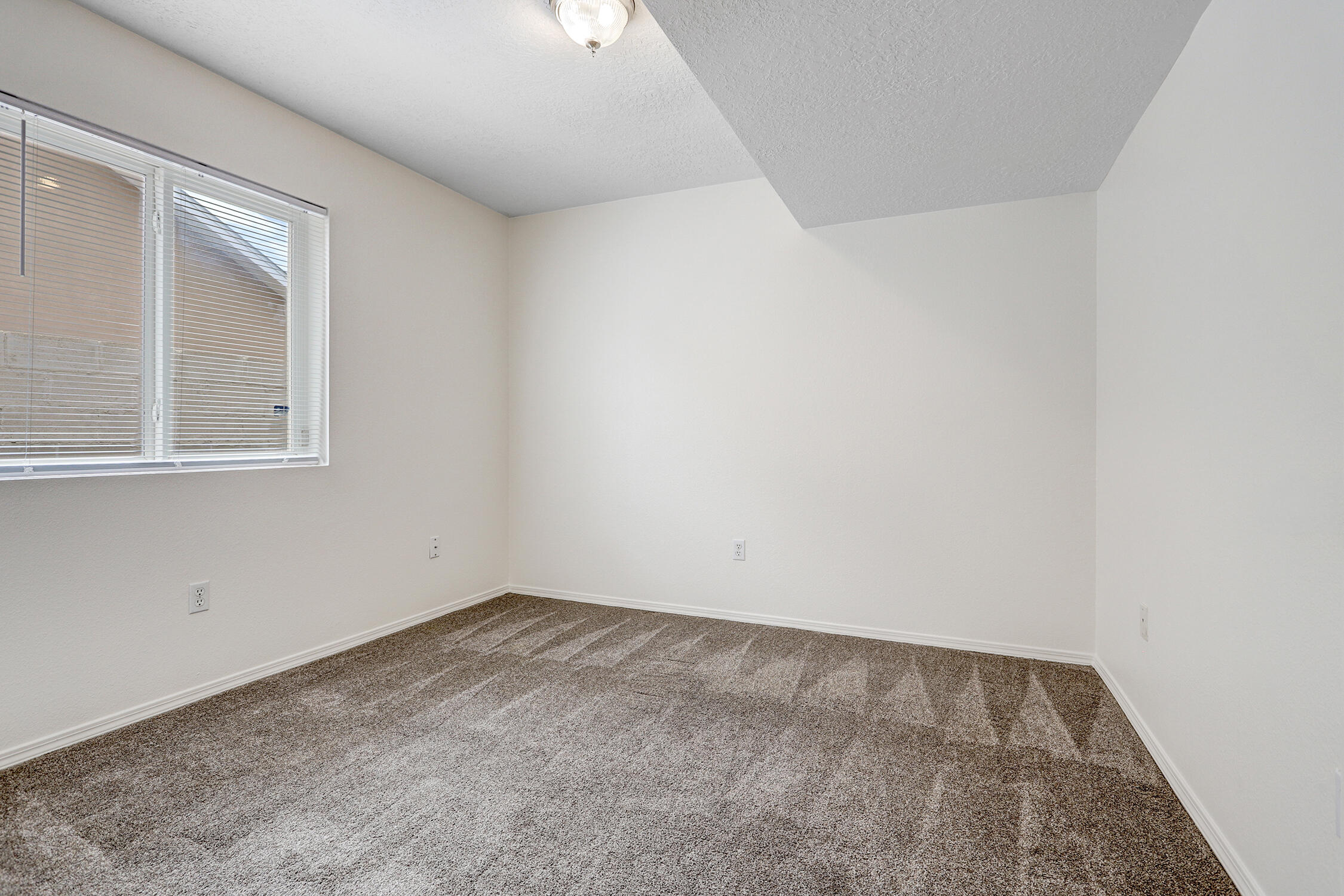 Photo 8 — 5787 Pinon Grande Road NW