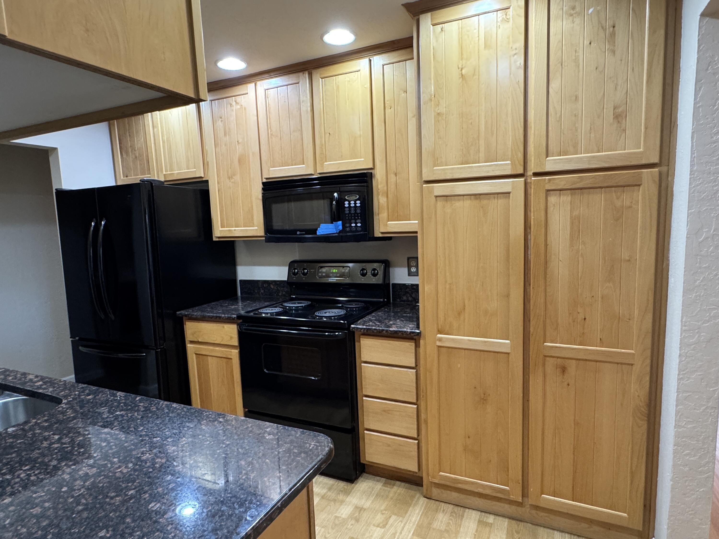 Photo 2 — 4708 Brookwood Street NE