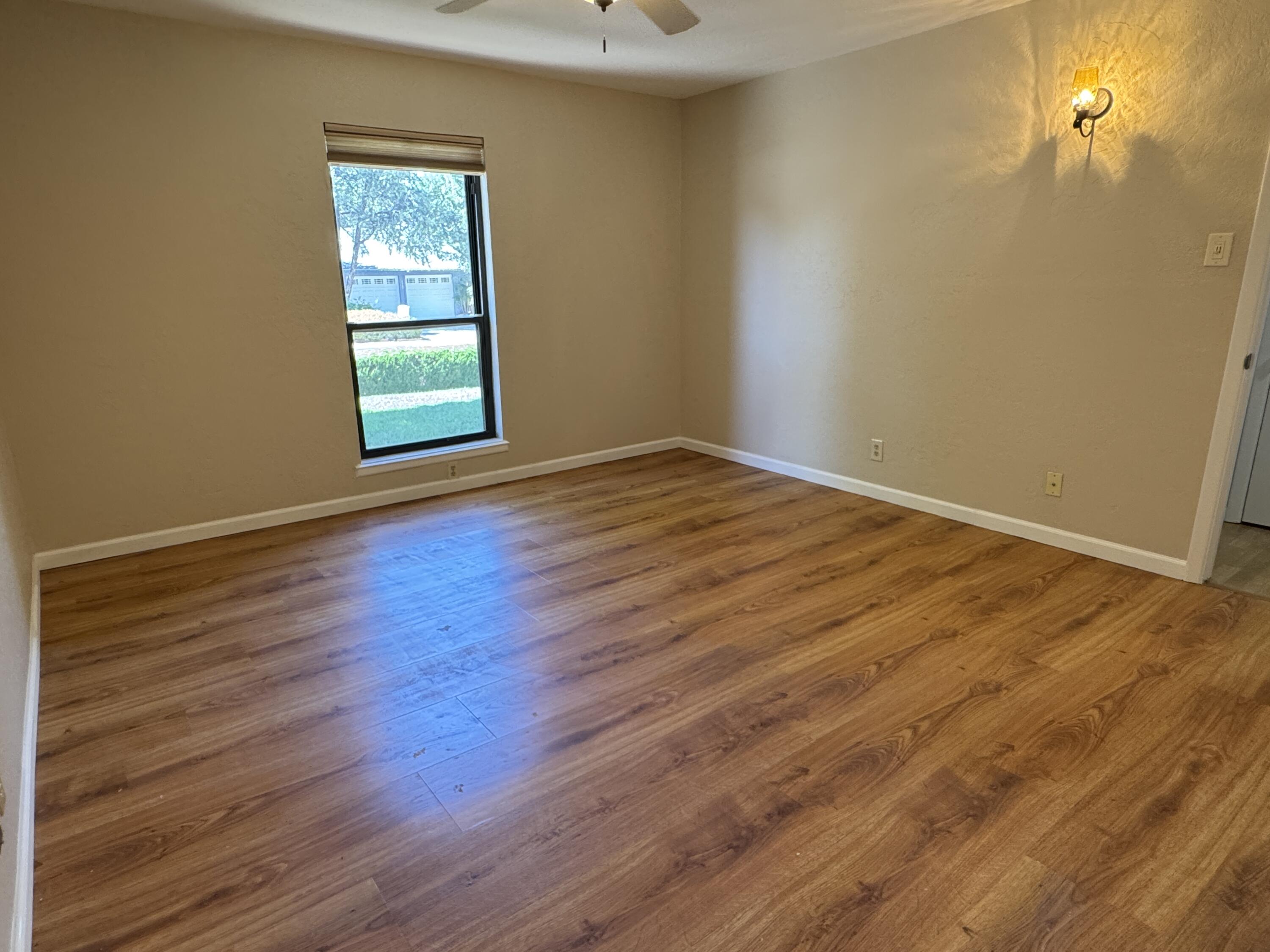 Photo 9 — 4708 Brookwood Street NE