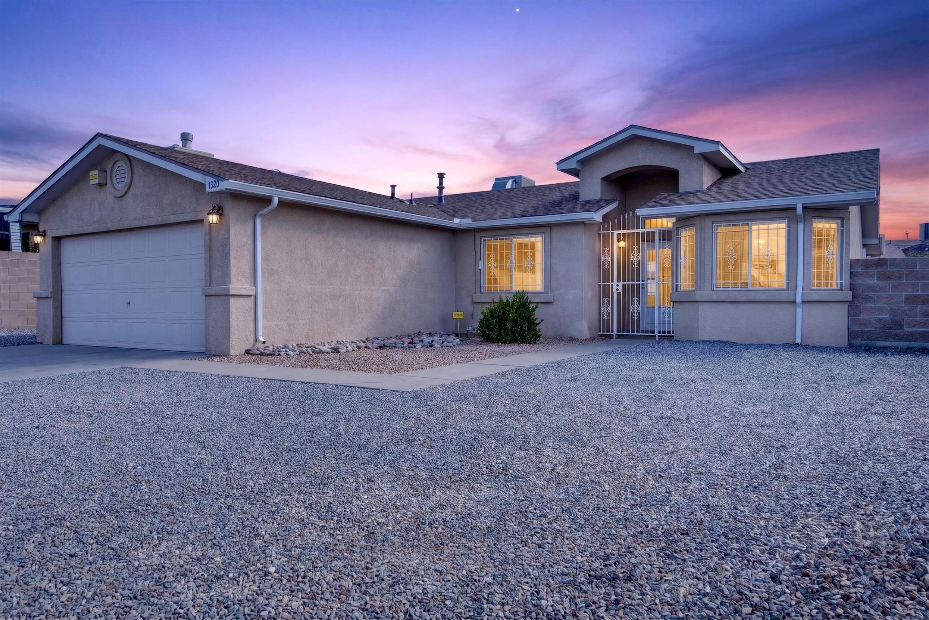 1320 Quiet Desert Drive SW, Albuquerque, NM 87121