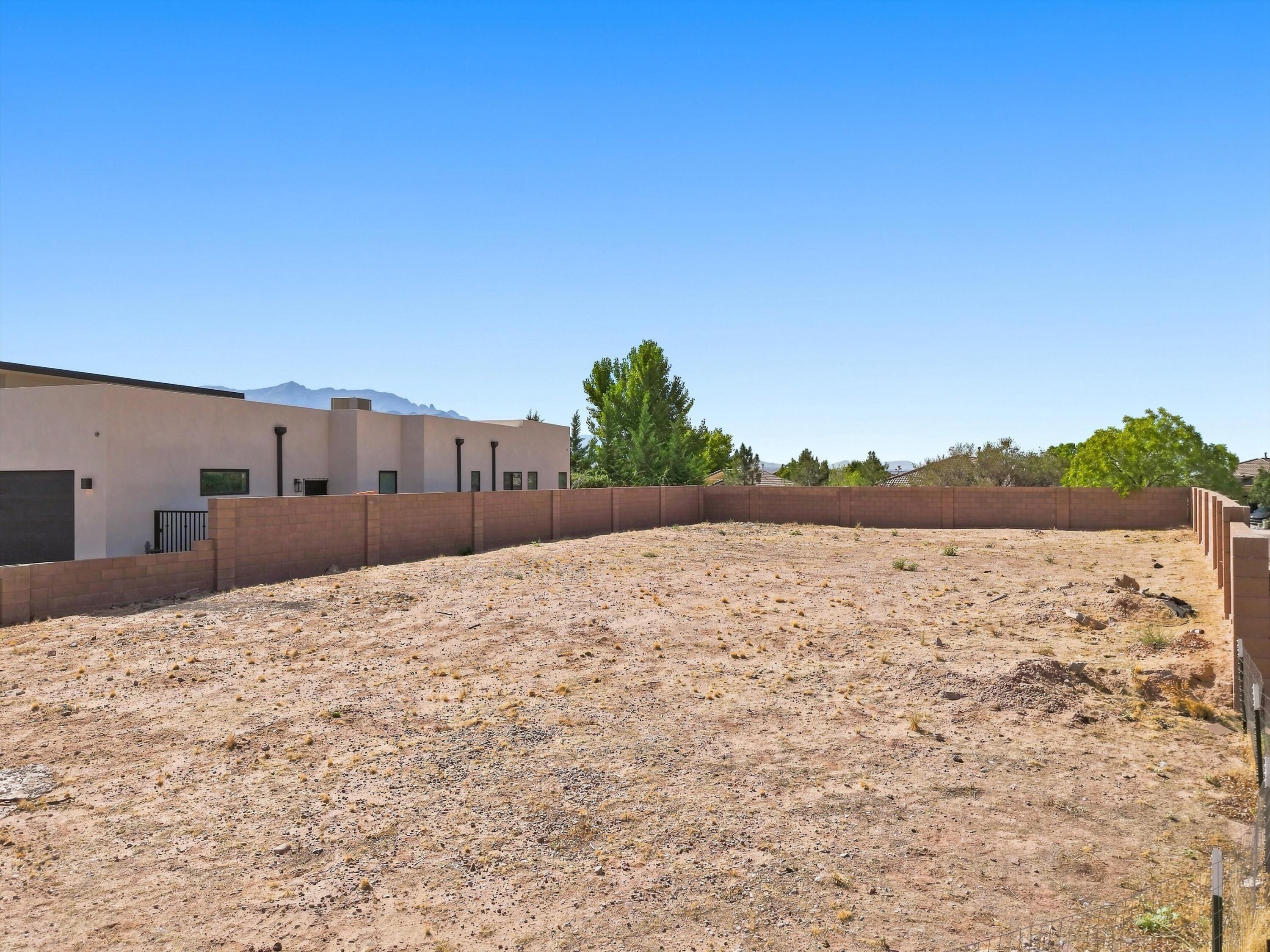Photo 4 — 7101 Skagway Drive NE