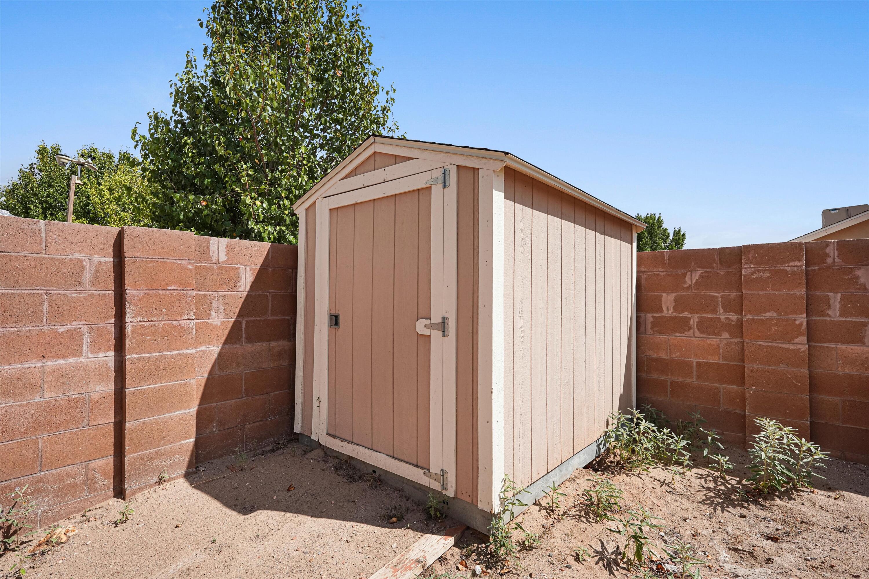 Photo 7 — 8216 Tangerine Place NW
