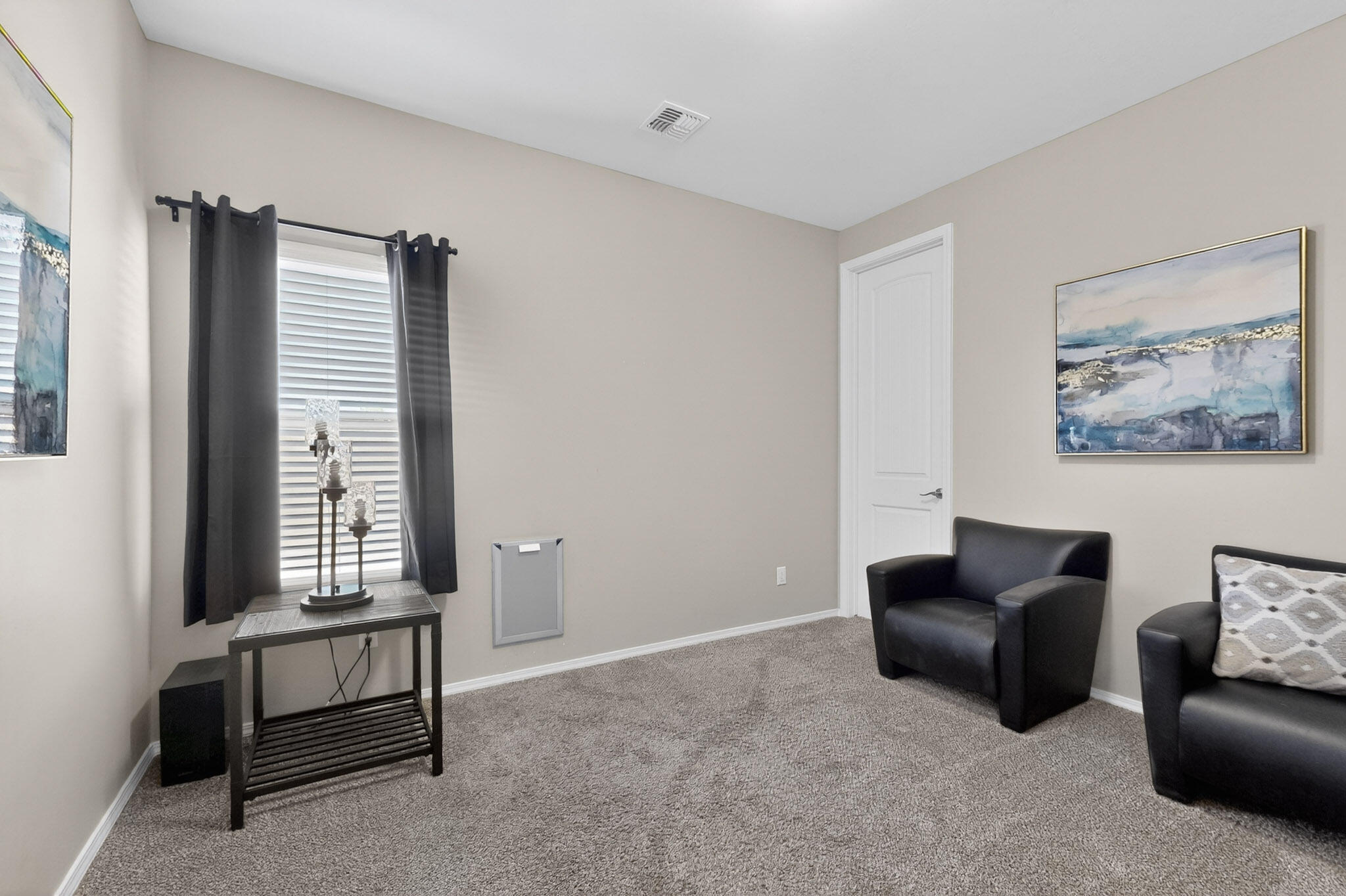 Photo 19 — 8112 Ronan Court NE