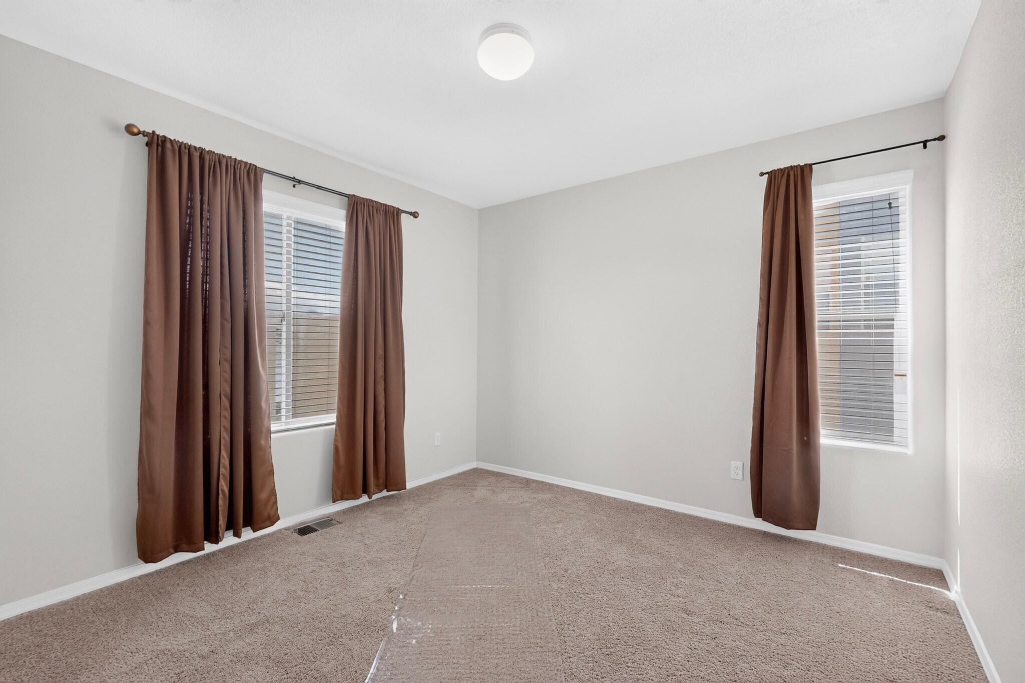 Photo 9 — 1648 Domino Drive SE