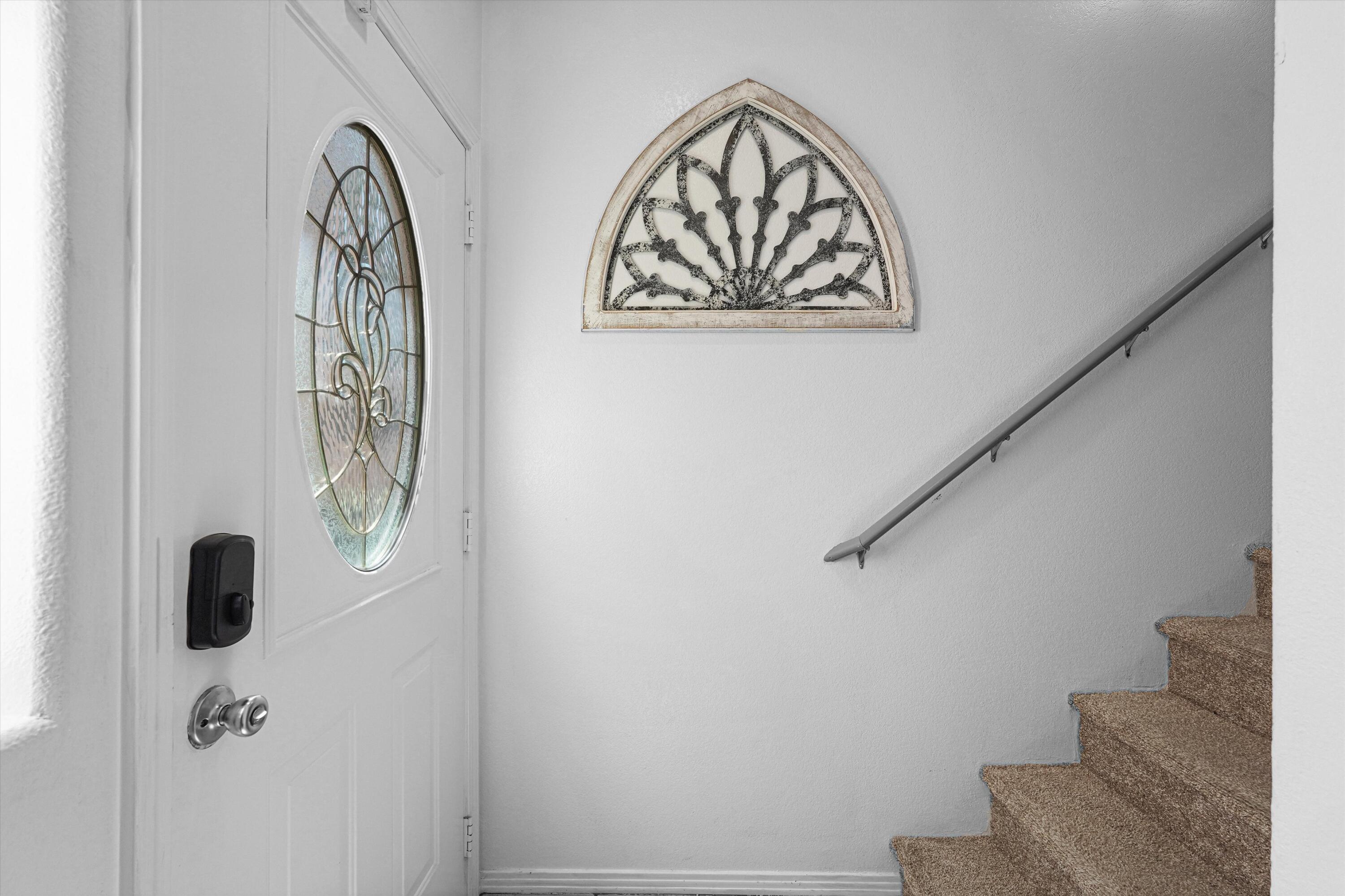 Photo 7 — 5640 Valle Alegre Road NW