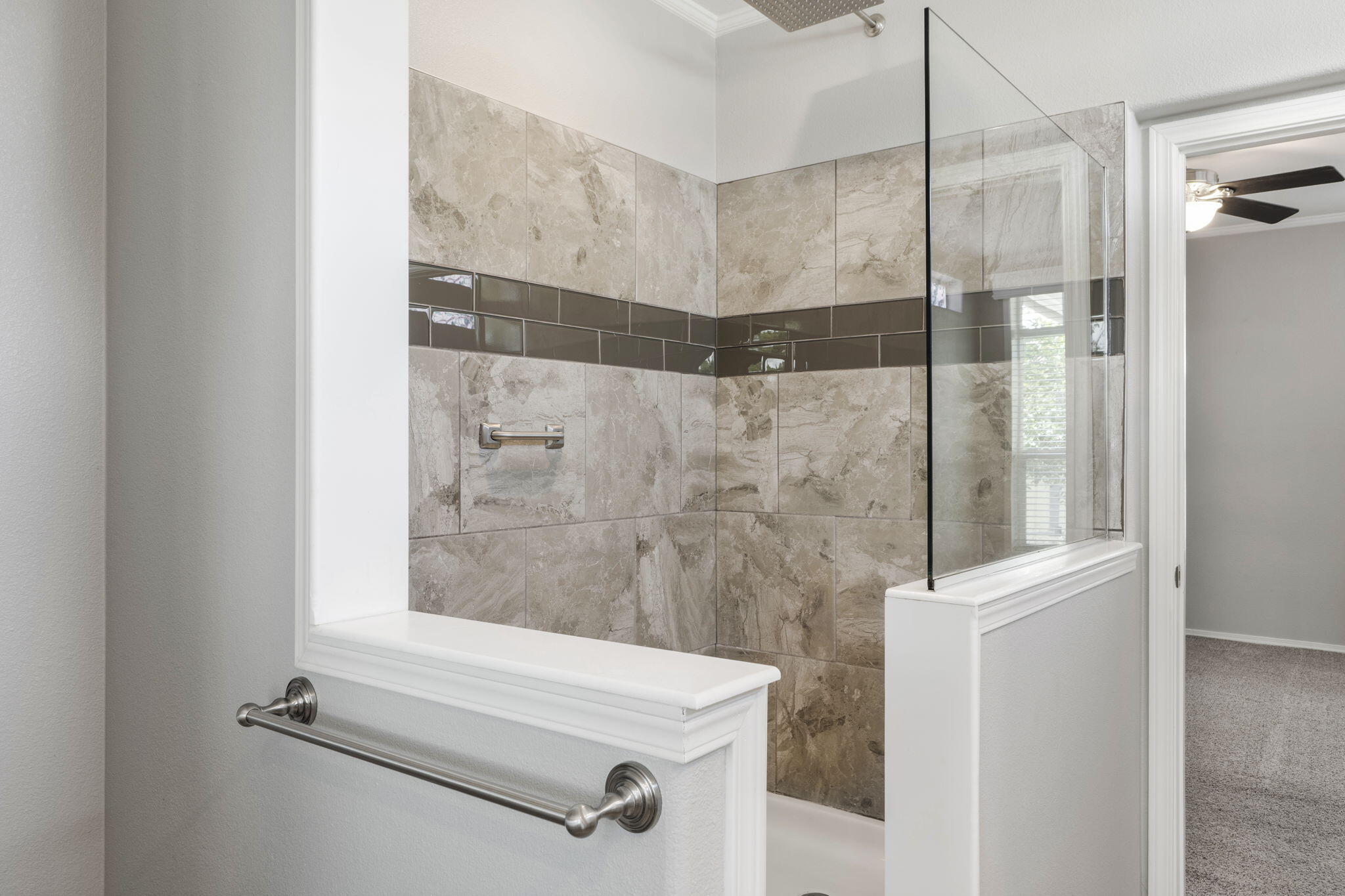 Photo 12 — 11704 Wild Horse Trail SE
