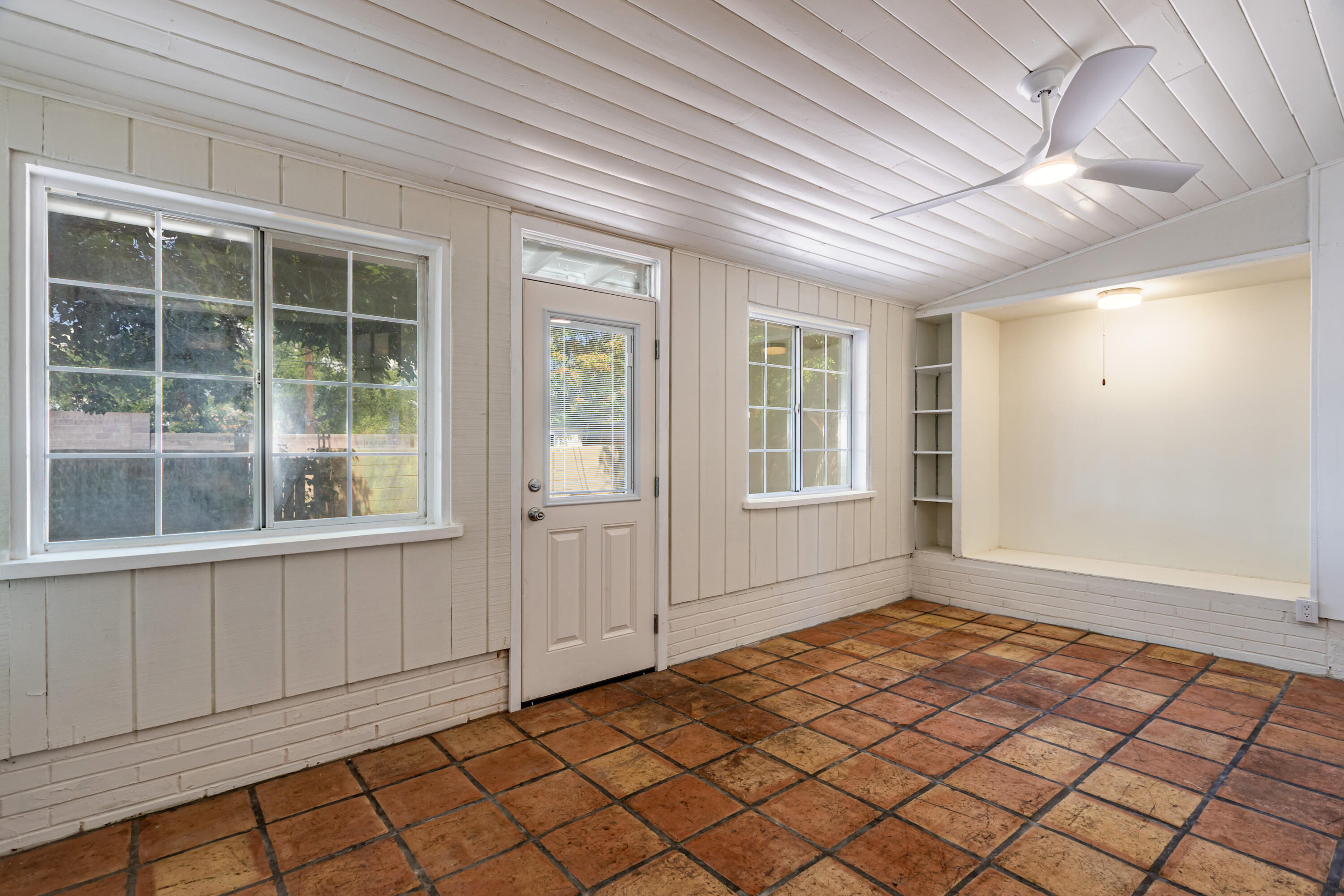 Photo 15 — 2419 Floral Road NW