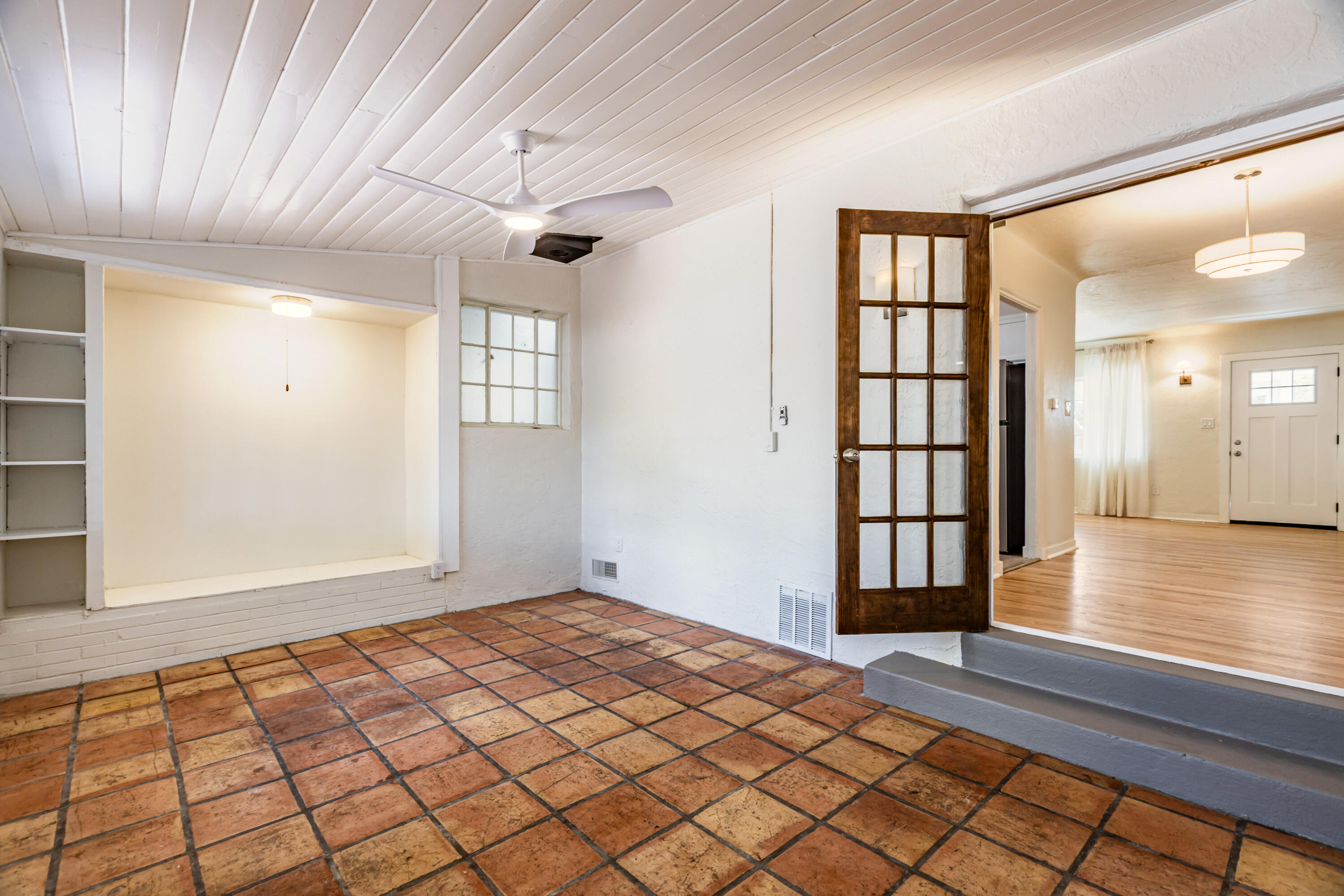 Photo 14 — 2419 Floral Road NW