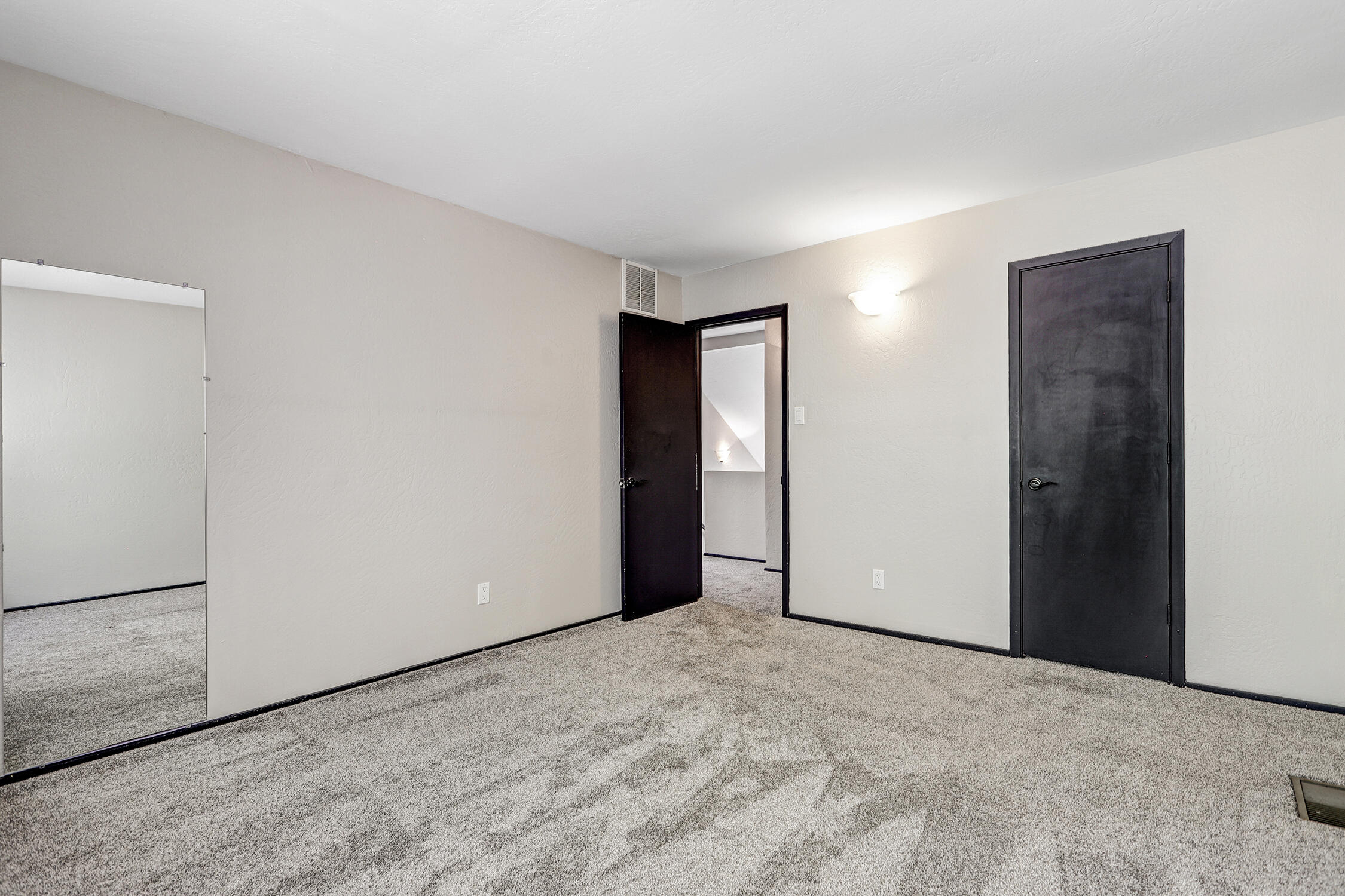 Photo 15 — 5439 6th Street NW