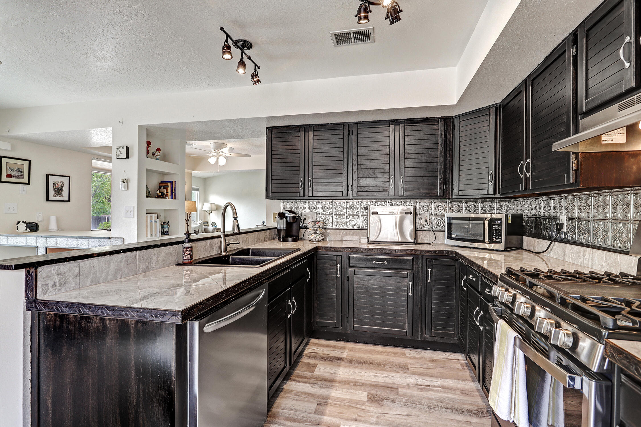 Photo 11 — 6516 Quail Run Road NE