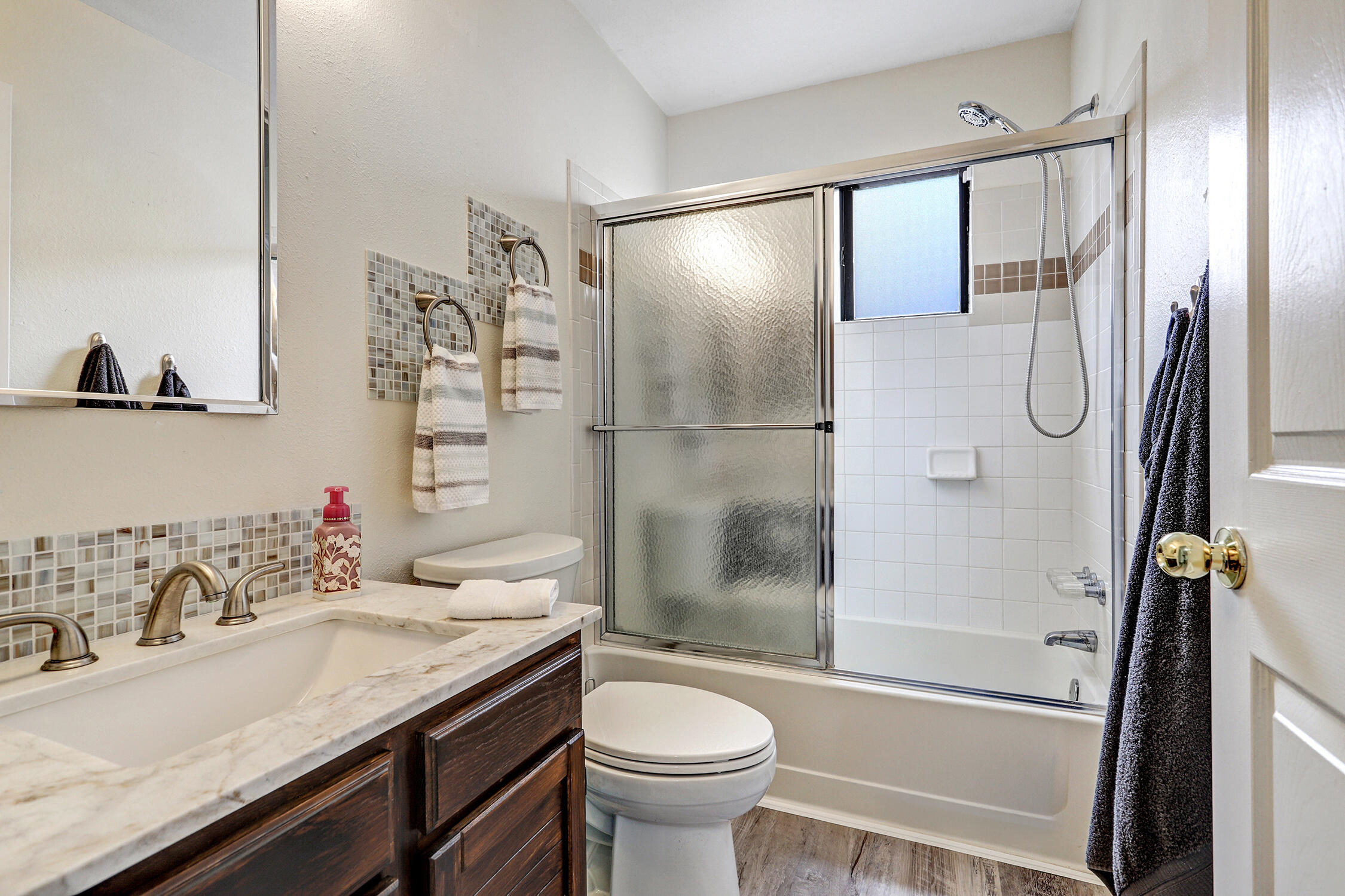 Photo 5 — 6516 Quail Run Road NE