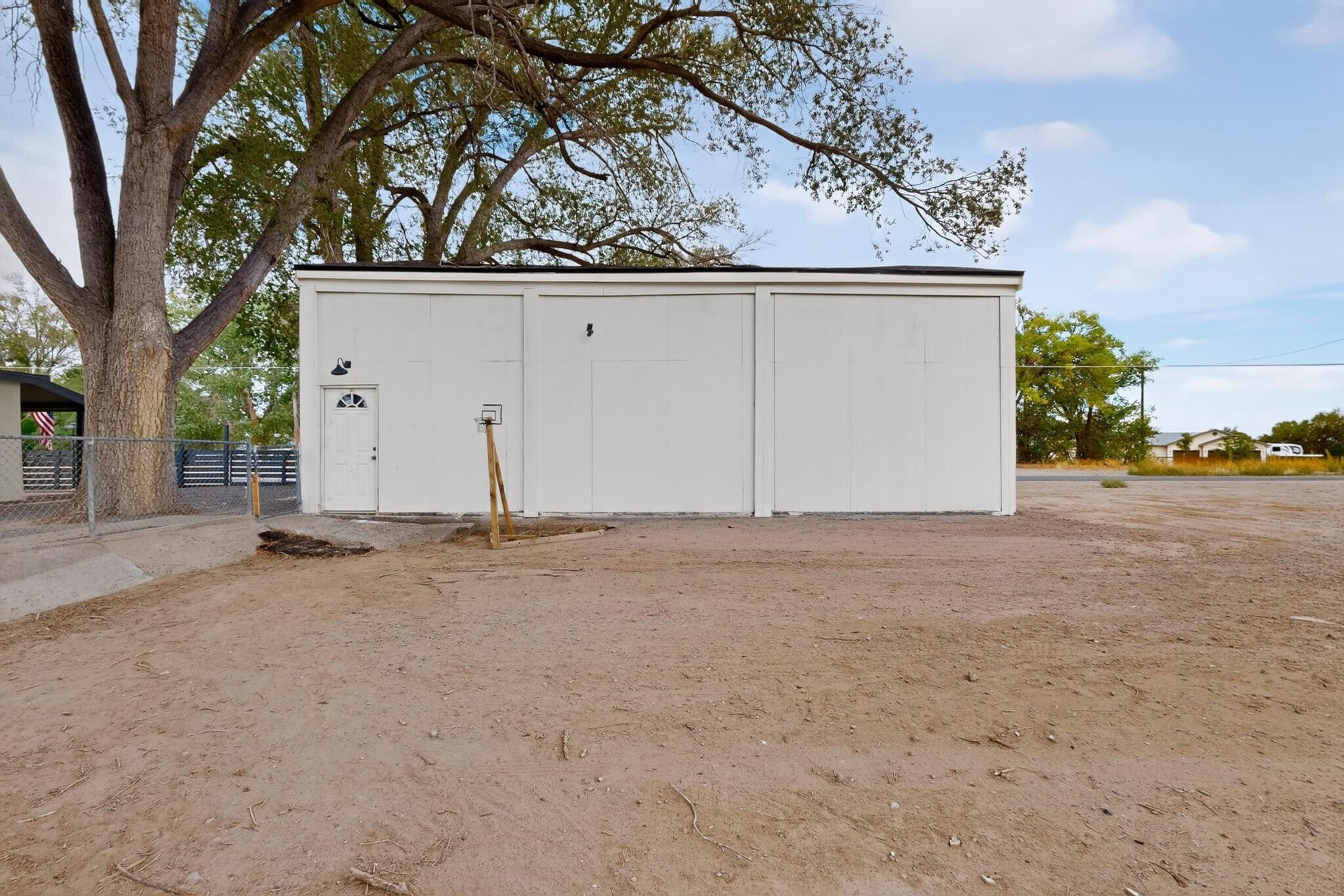 Photo 13 — 1103 N Mesa Road