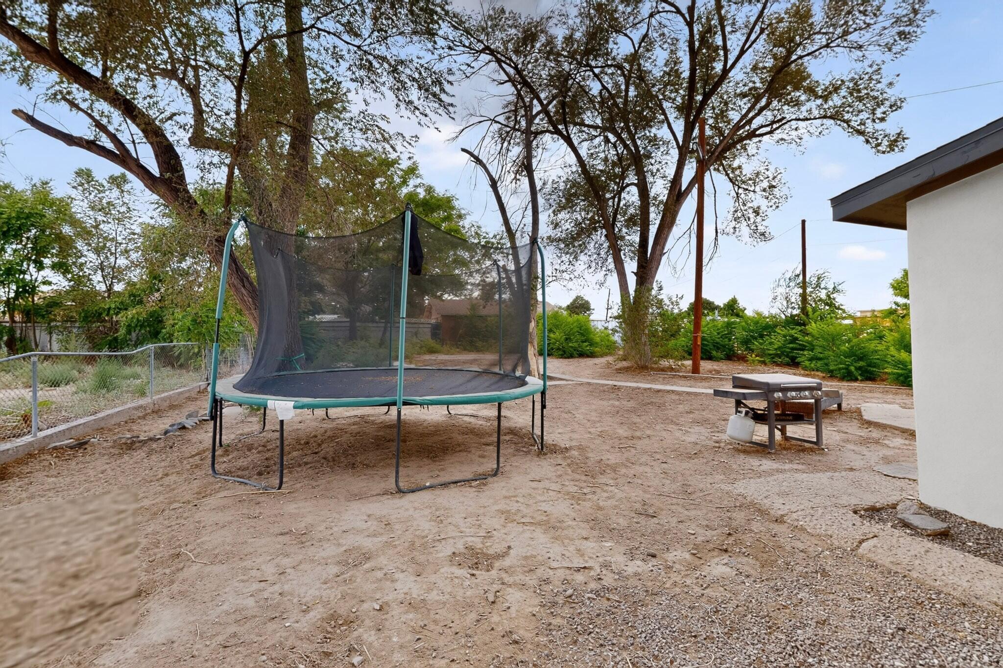 Photo 7 — 1103 N Mesa Road