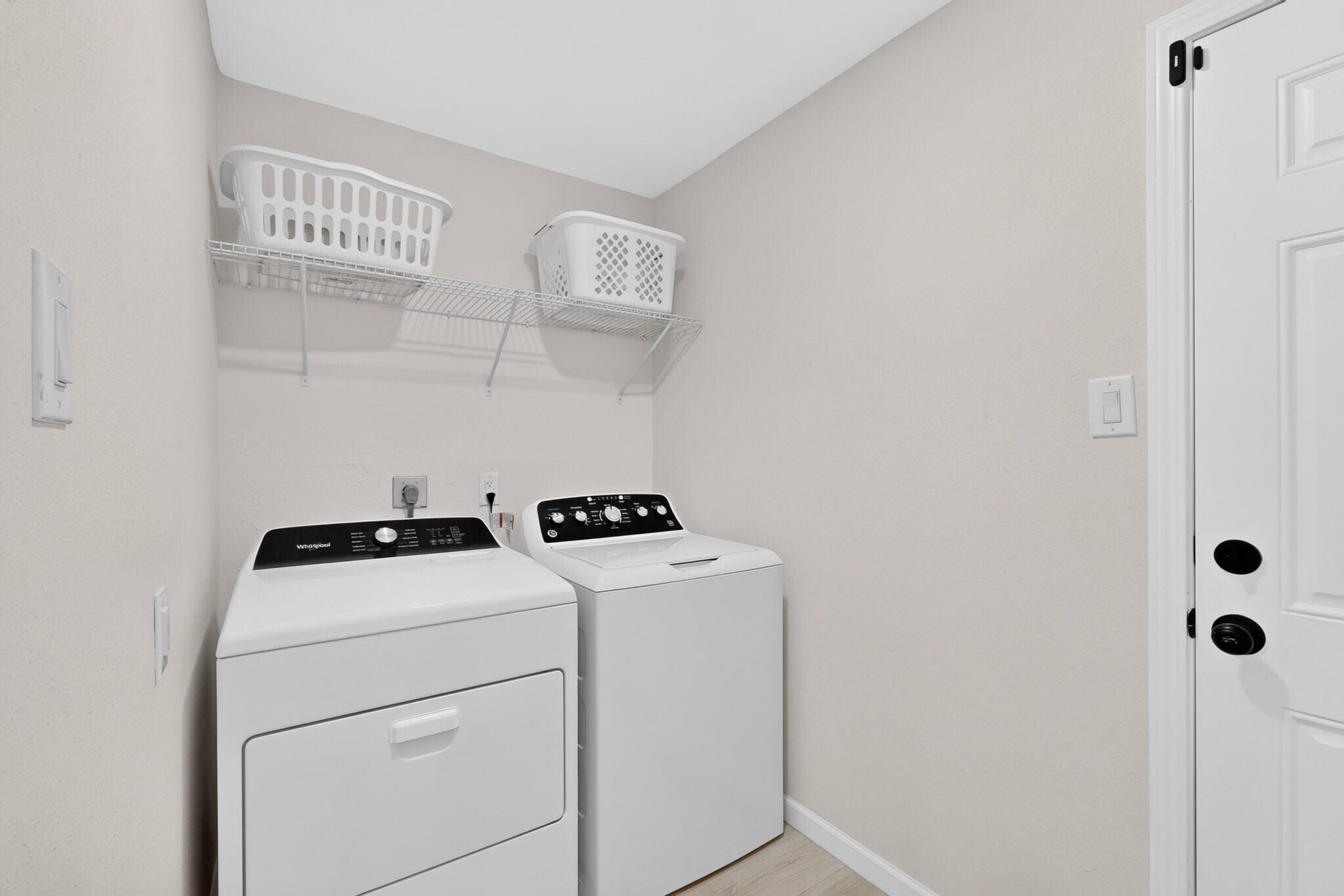 Photo 12 — 3833 Inca Street NE
