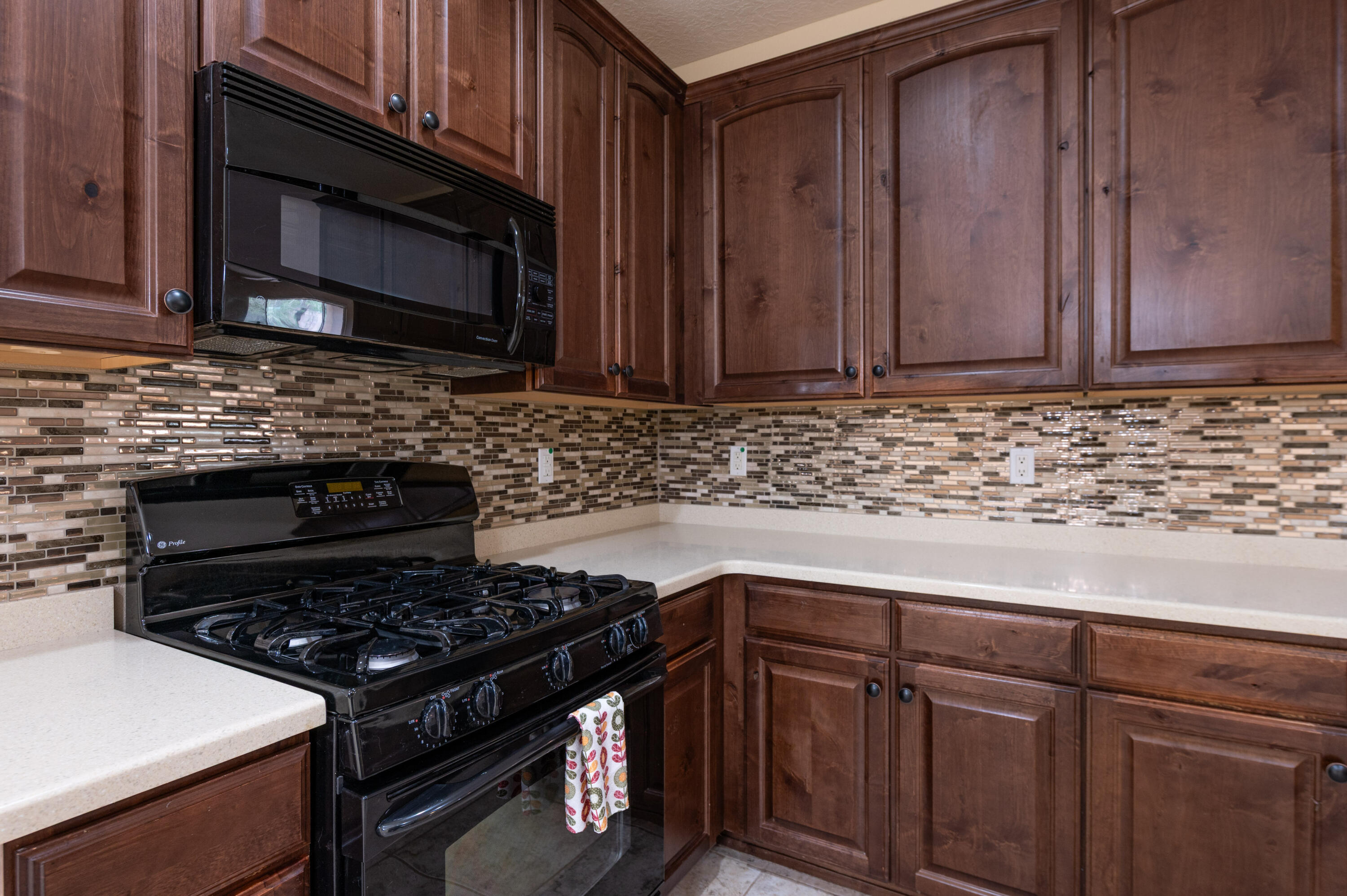 Photo 12 — 271 Zuni River Circle SW