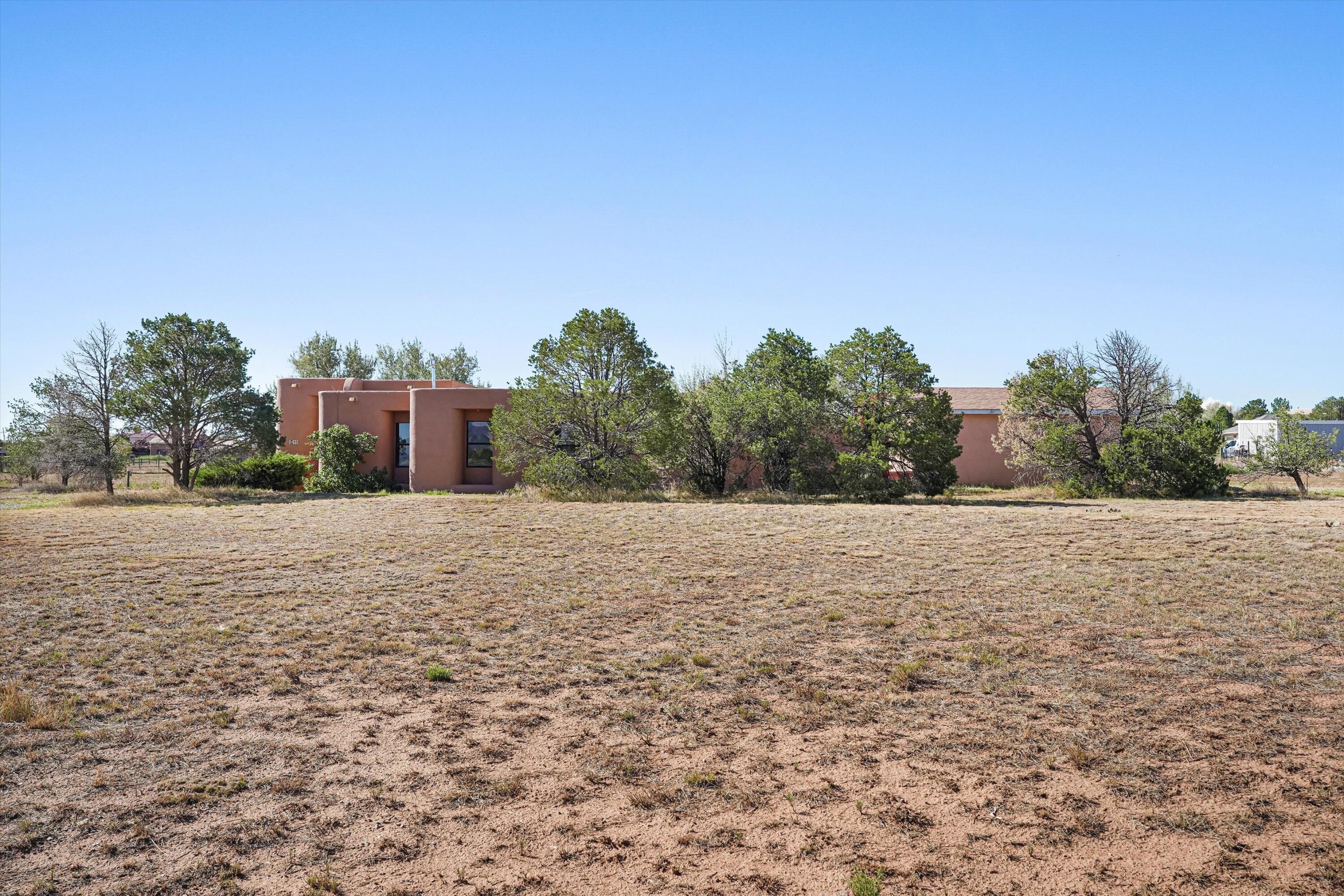 15 Lacy Road, Edgewood, NM 87015