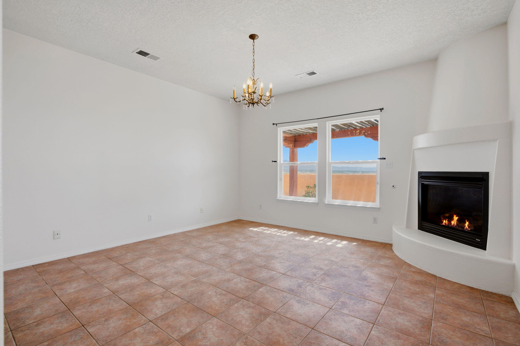 Photo 16 — 1338 Mountain Vista Drive SE