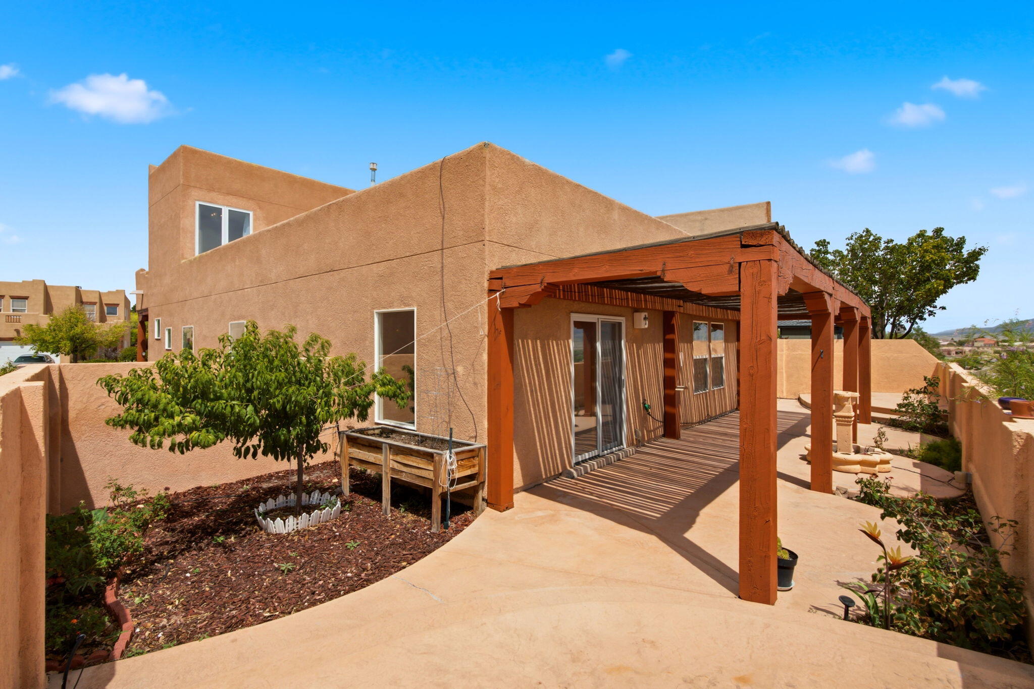 Photo 11 — 1338 Mountain Vista Drive SE