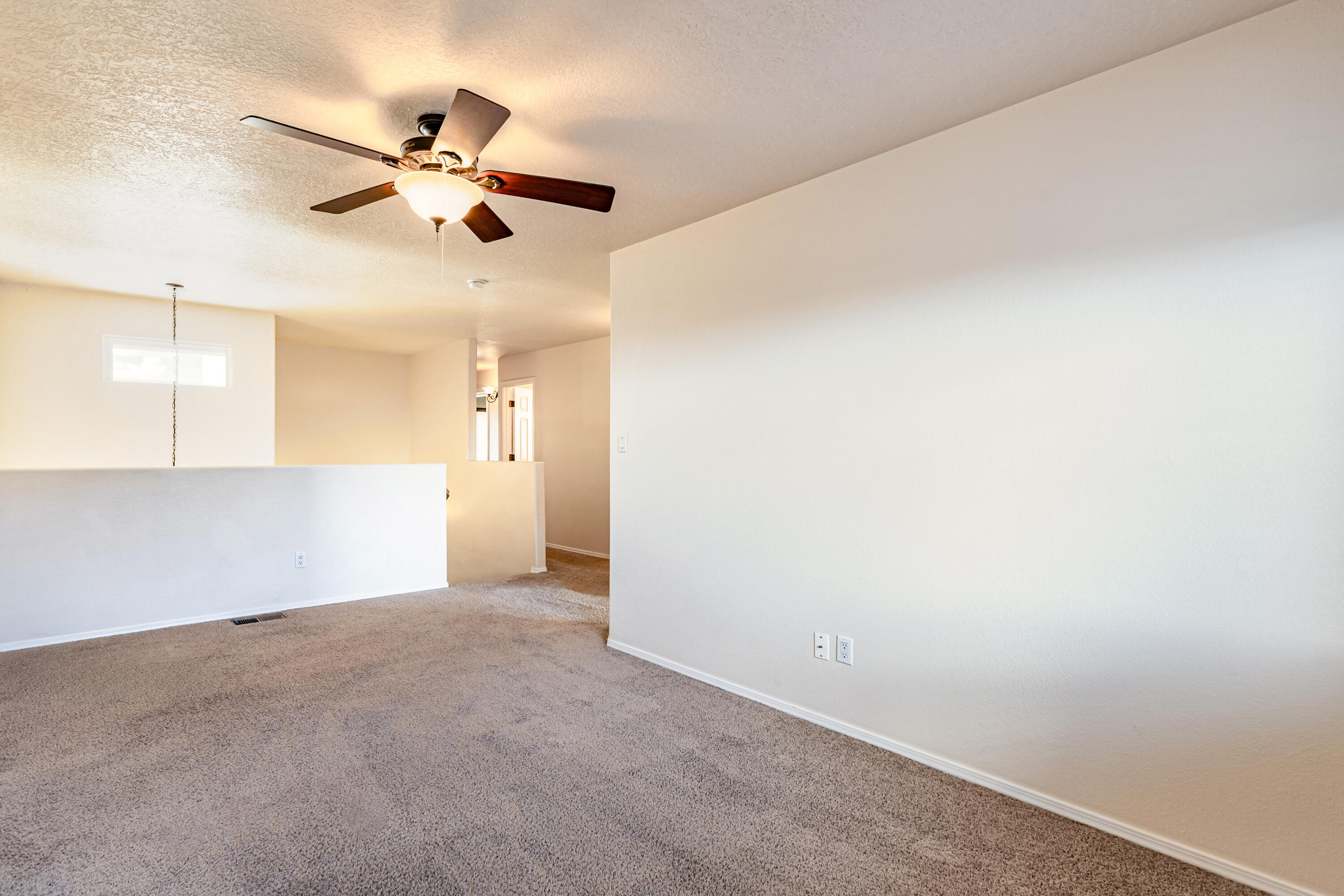 Photo 14 — 5832 Ermemin Avenue NW