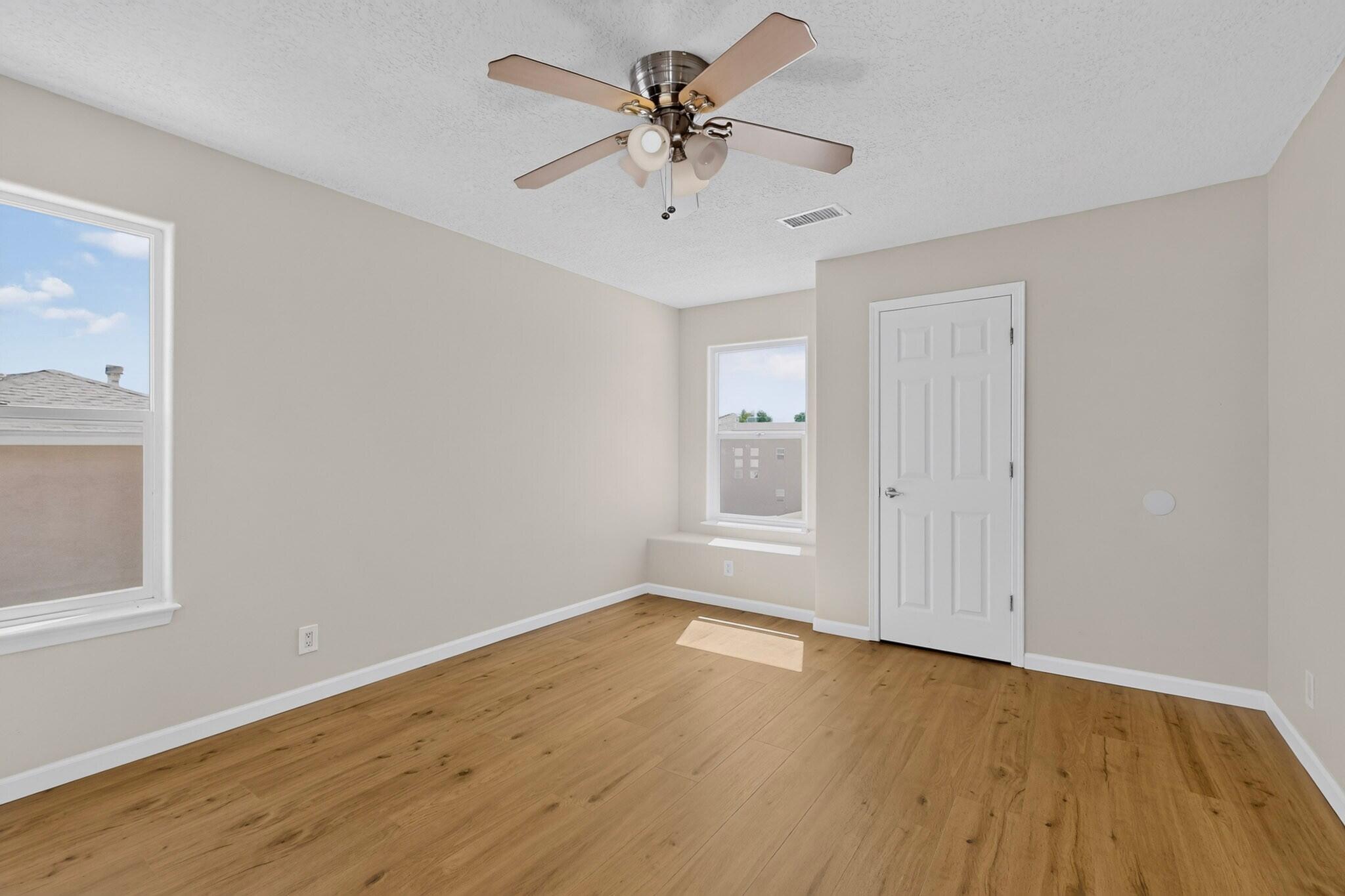 Photo 17 — 10705 Flagstone Place NW