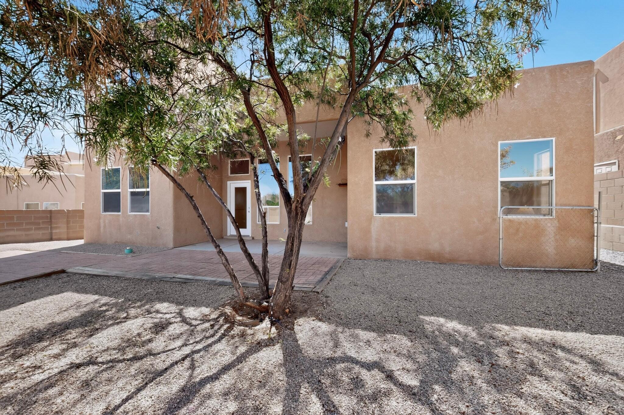 Photo 4 — 10705 Flagstone Place NW