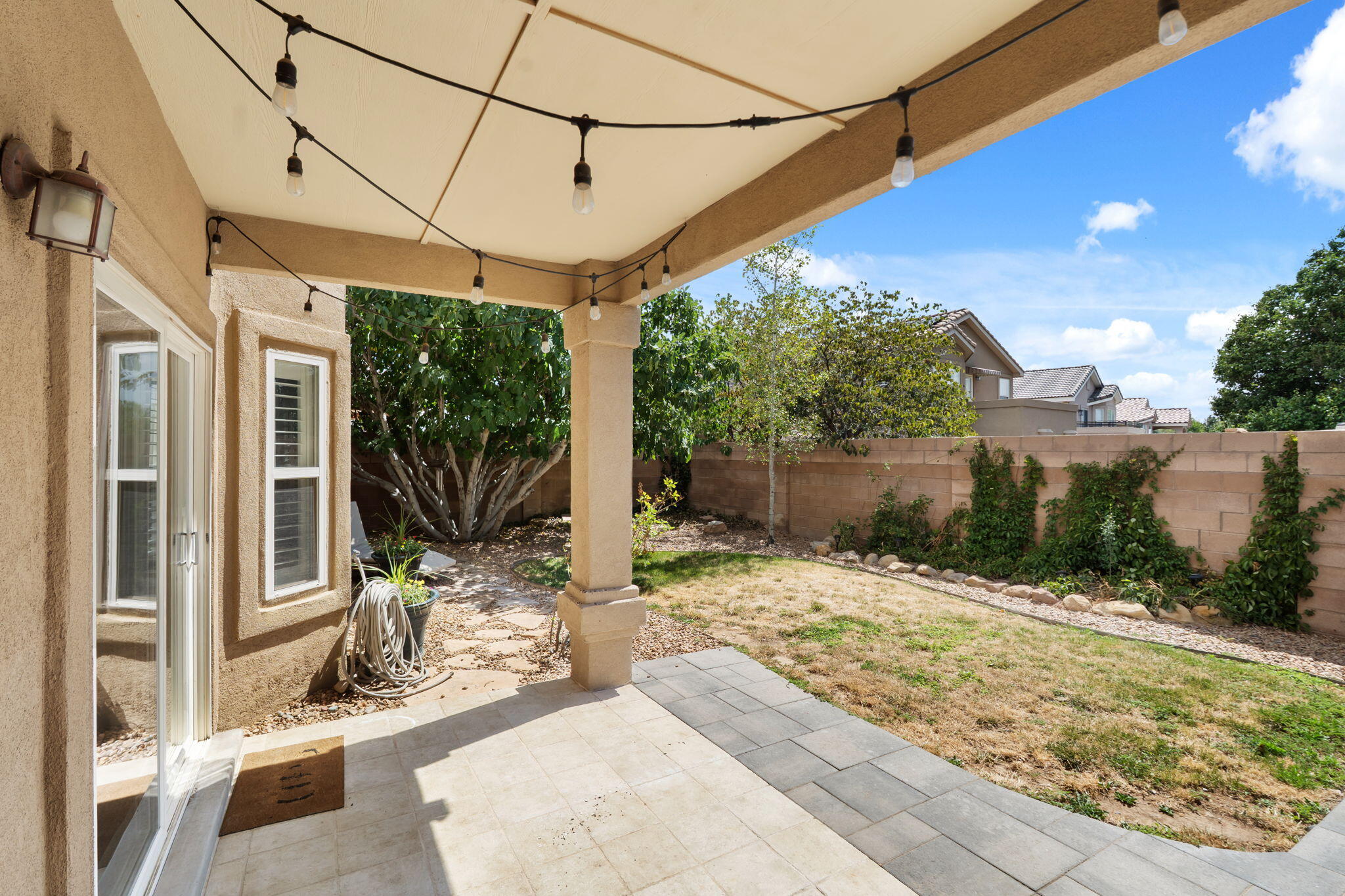 Photo 17 — 9119 Autumn Rose Drive NE