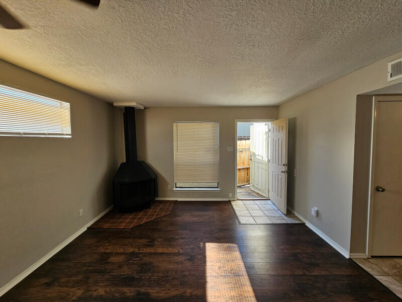 Photo 13 — 2832 Palo Verde Drive NE