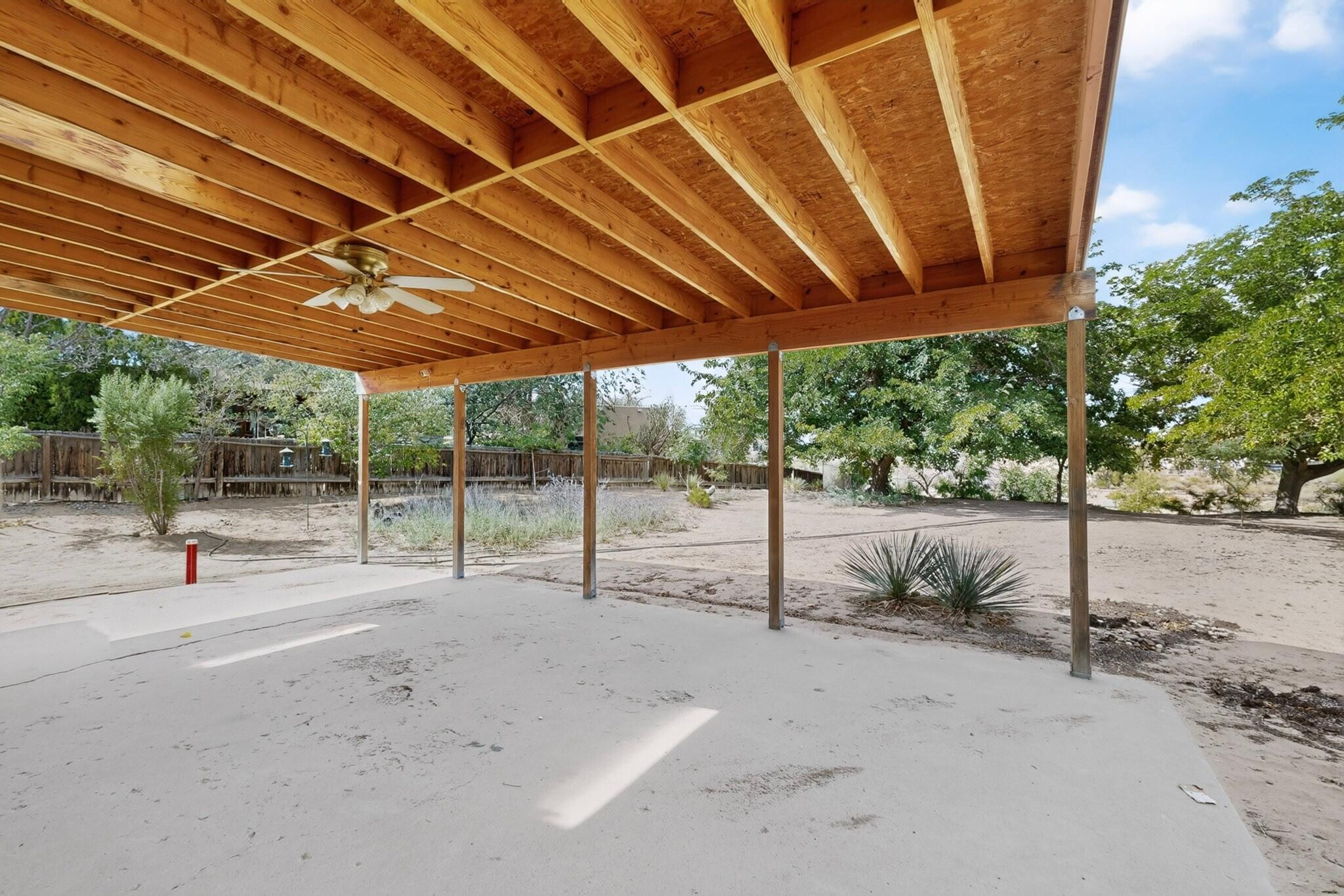 Photo 11 — 1445 Sunset Road SE