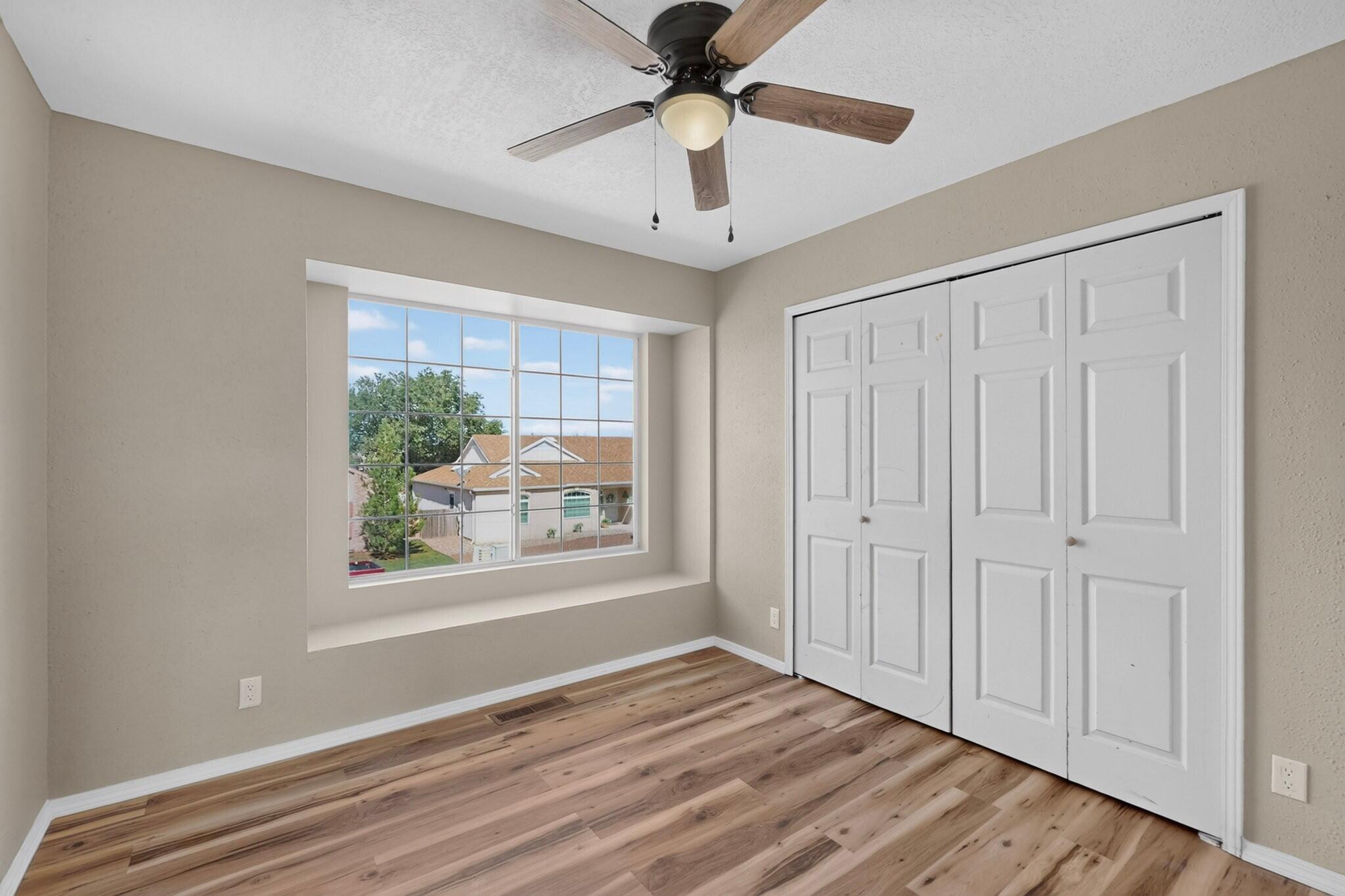 Photo 20 — 1833 Strawberry Drive NE