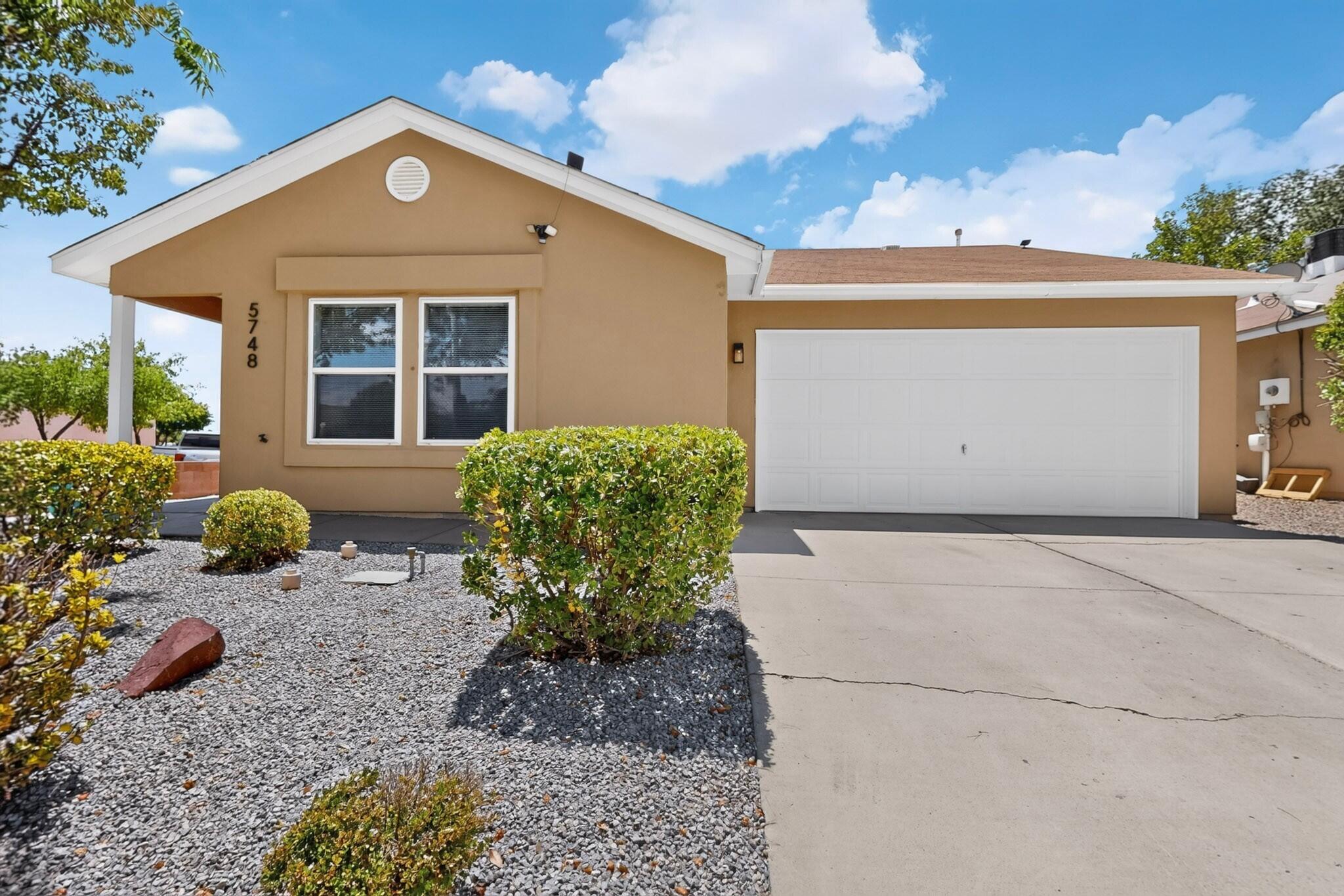 Photo 2 — 5748 Pinon Flats Road NW